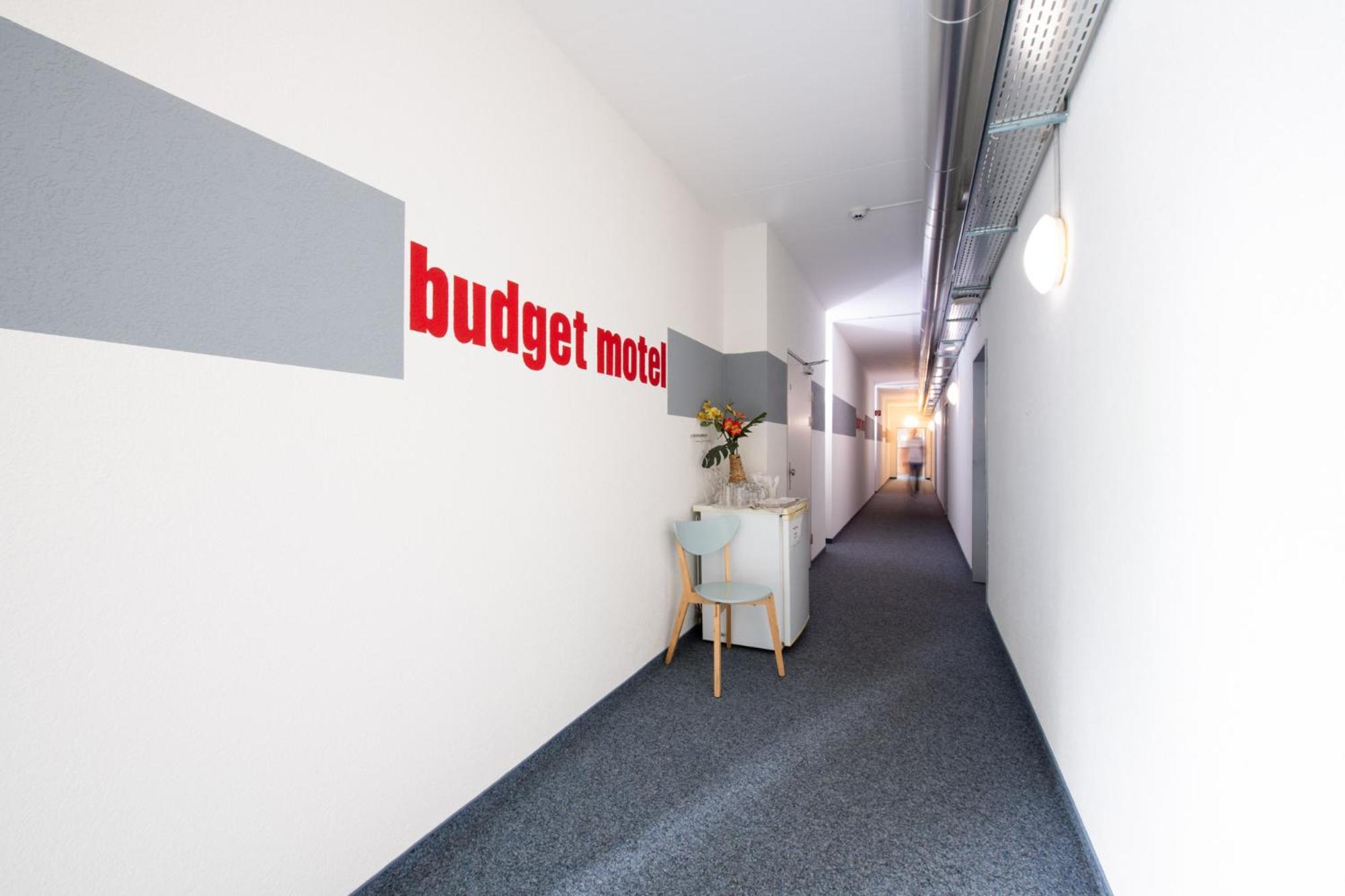 Double Room (1 Adult) - Photo 4