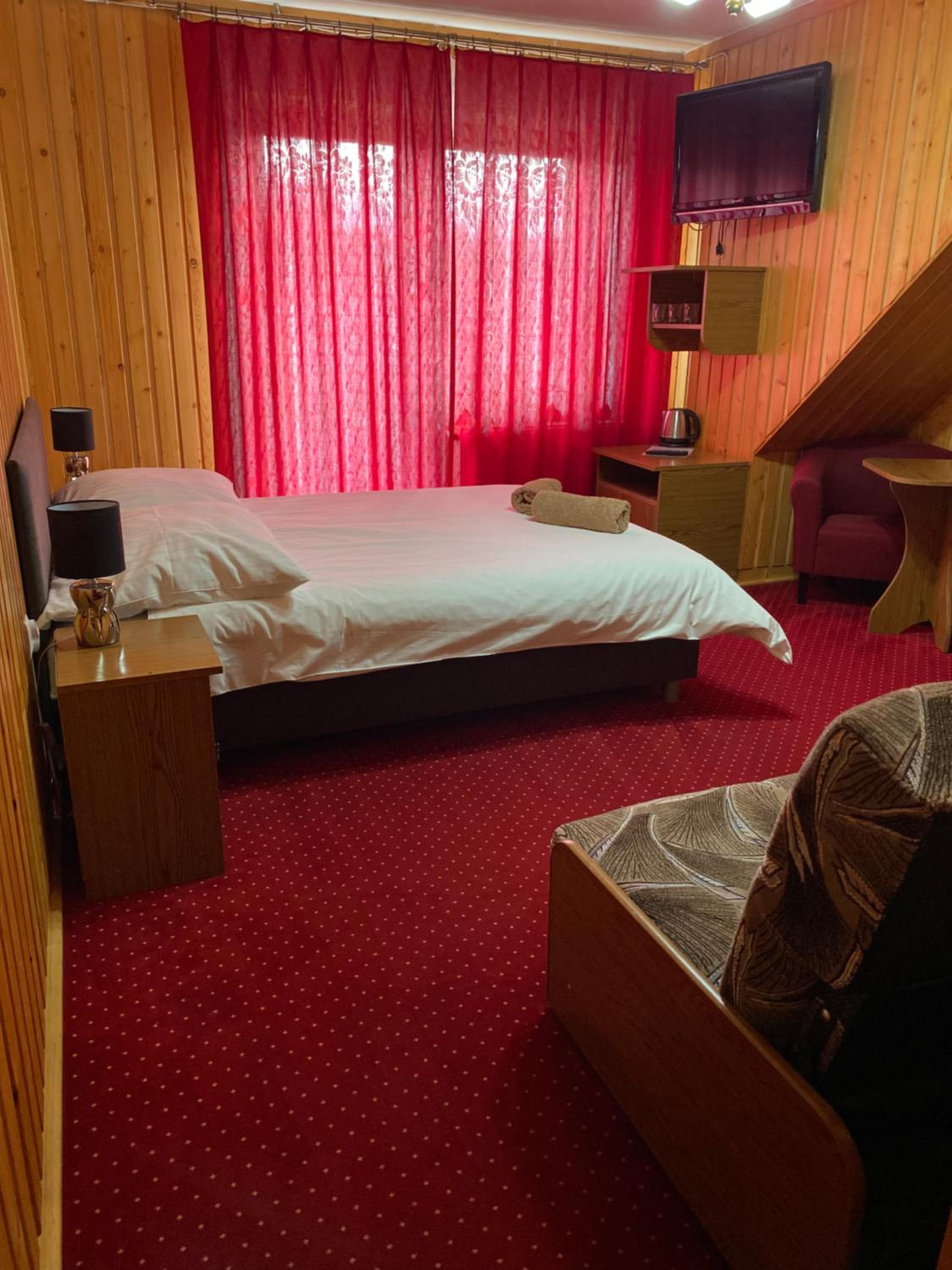 Triple Room with Private Bathroom - Photo 3