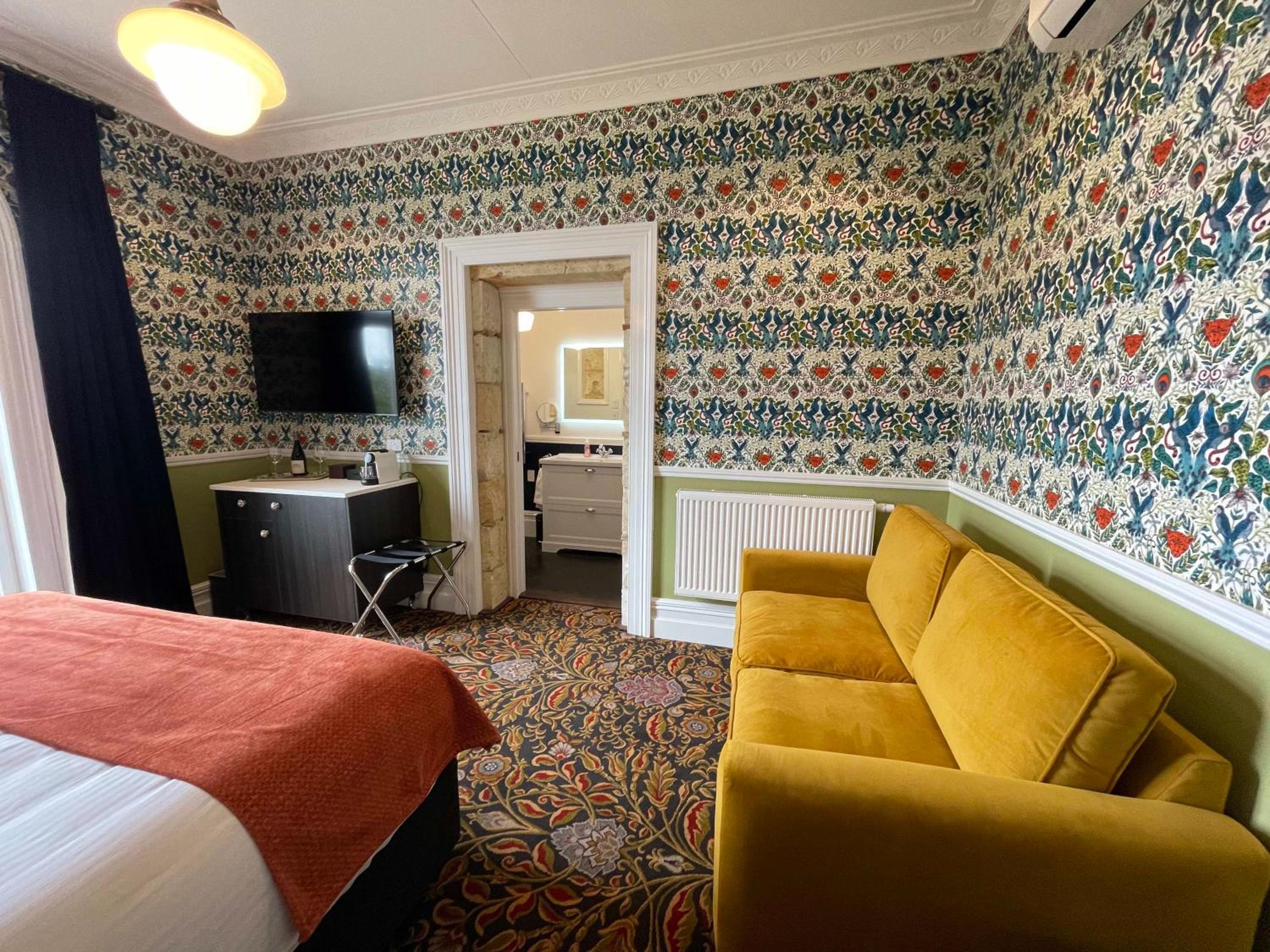Deluxe Double or Twin Room with Balcony - Photo 33