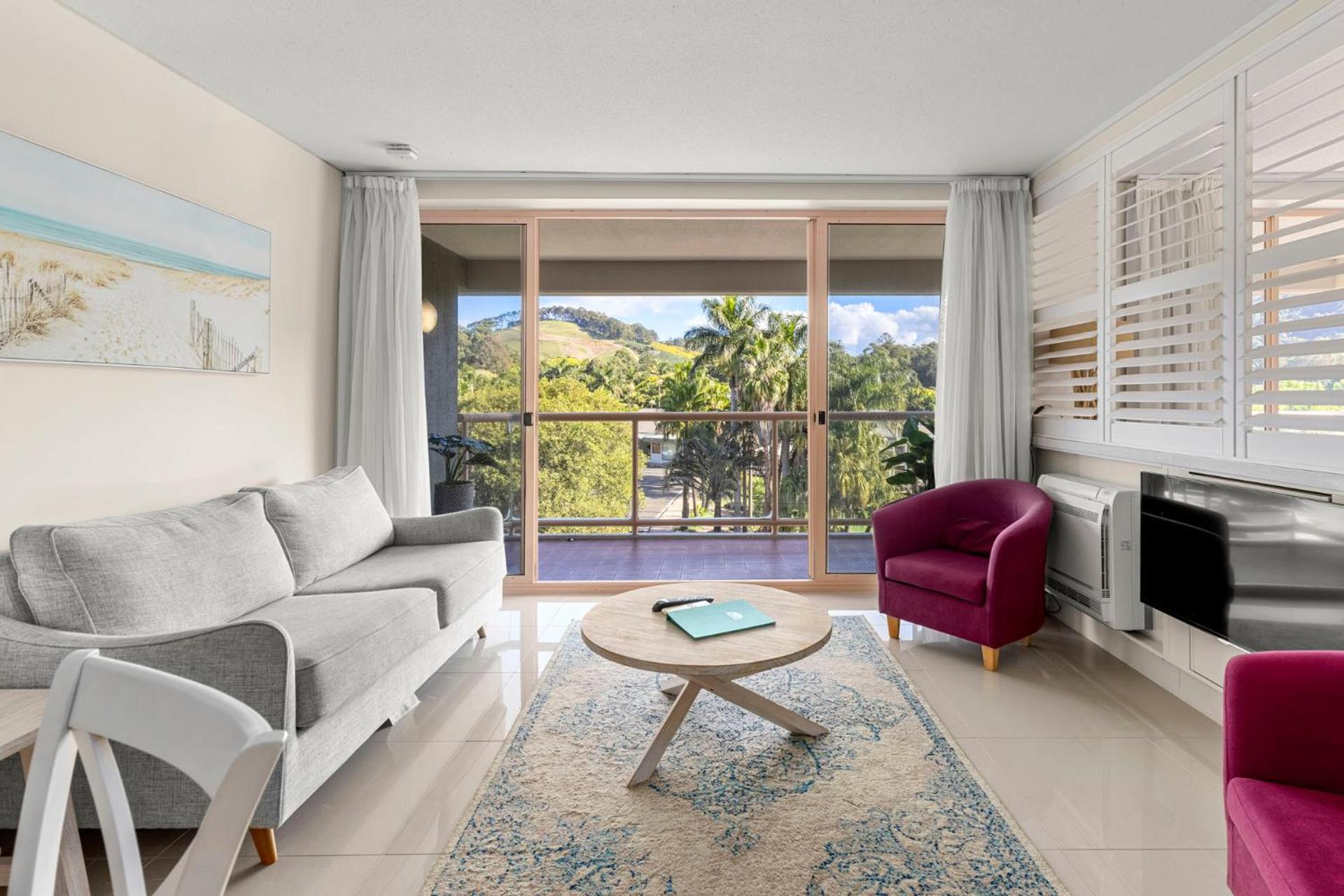Executive One Bedroom Apartment - Photo 10