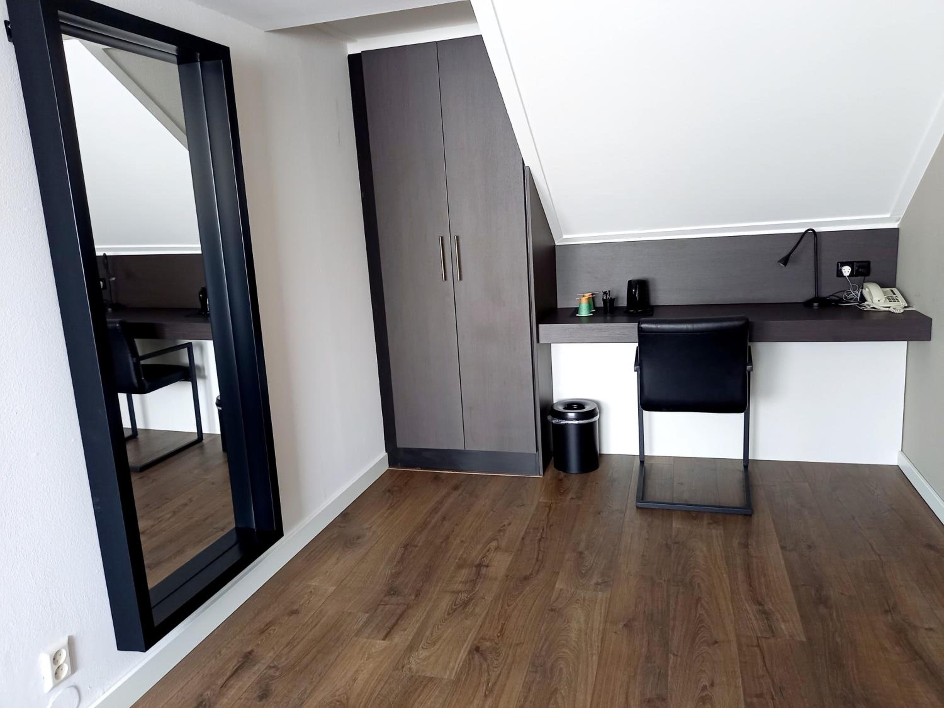 Triple Room - Photo 6