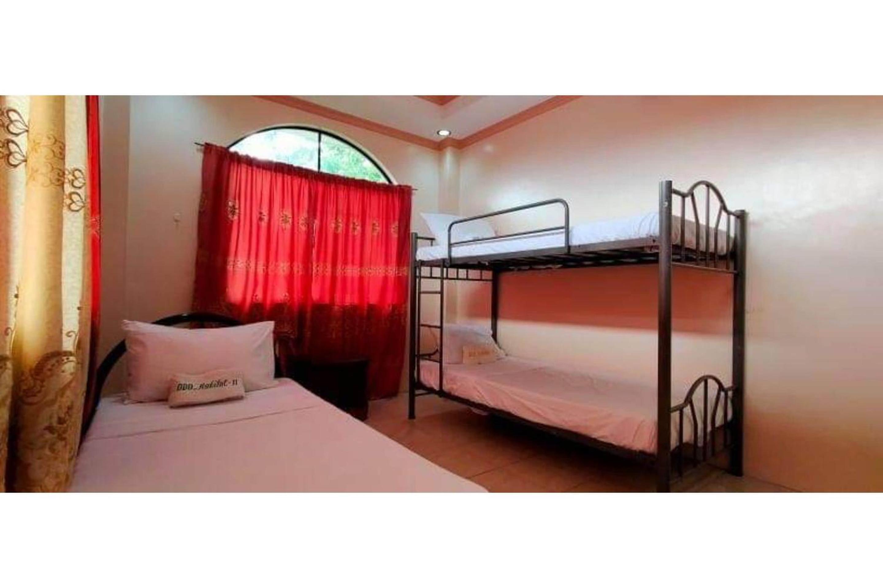 Mixed Dormitory Room photo 3