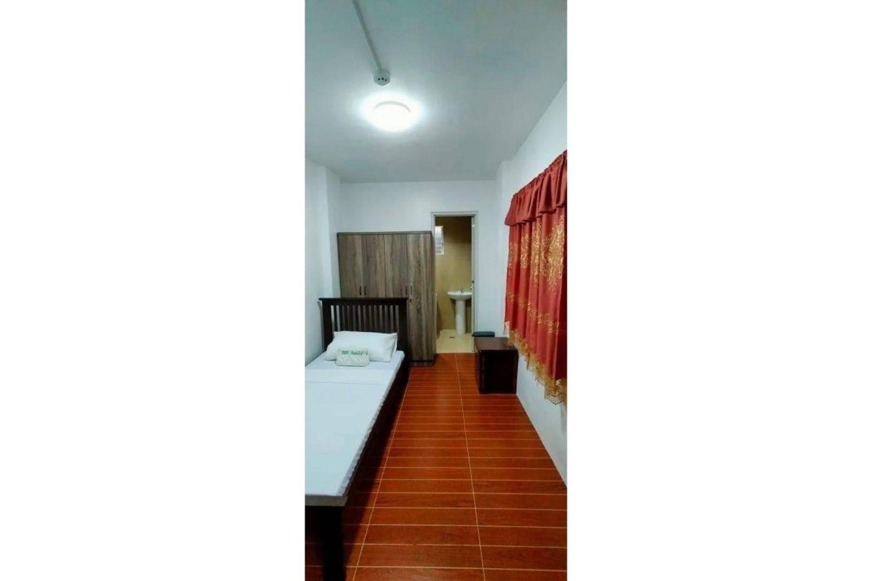 Standard Single Room photo 2