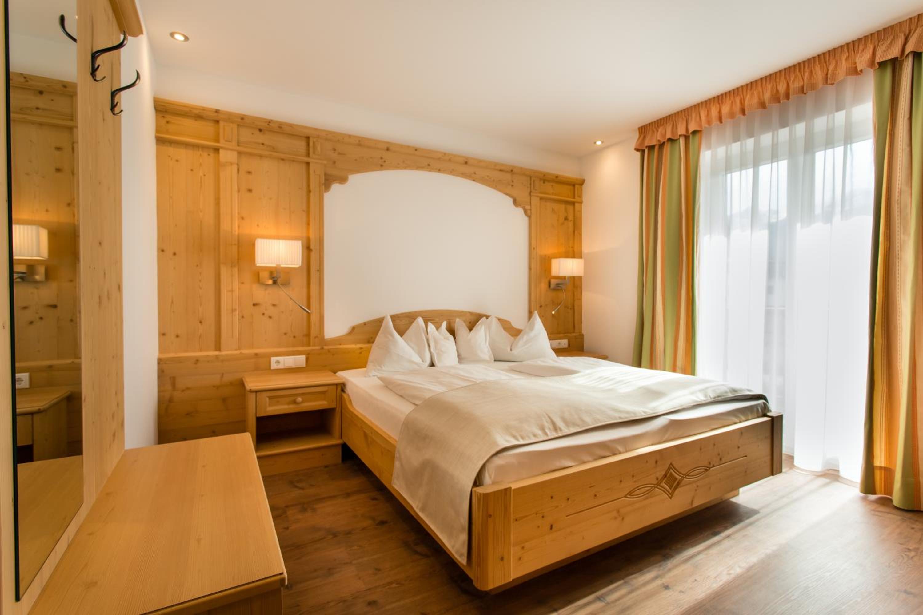 Standard Double Room - Photo 1
