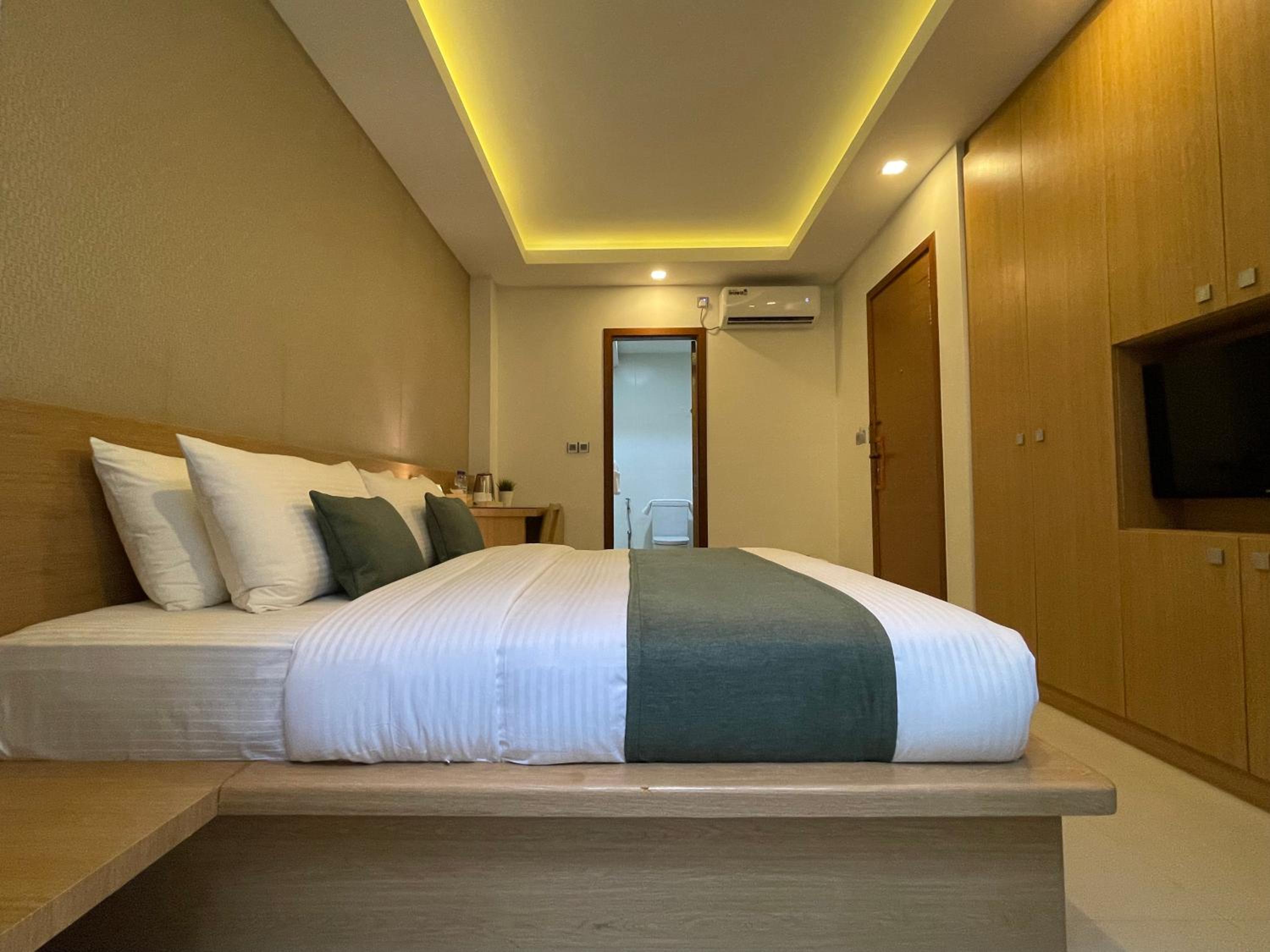 Super Deluxe Double Room with Balcony and Sea View (10% off on Male City Tour) photo 2