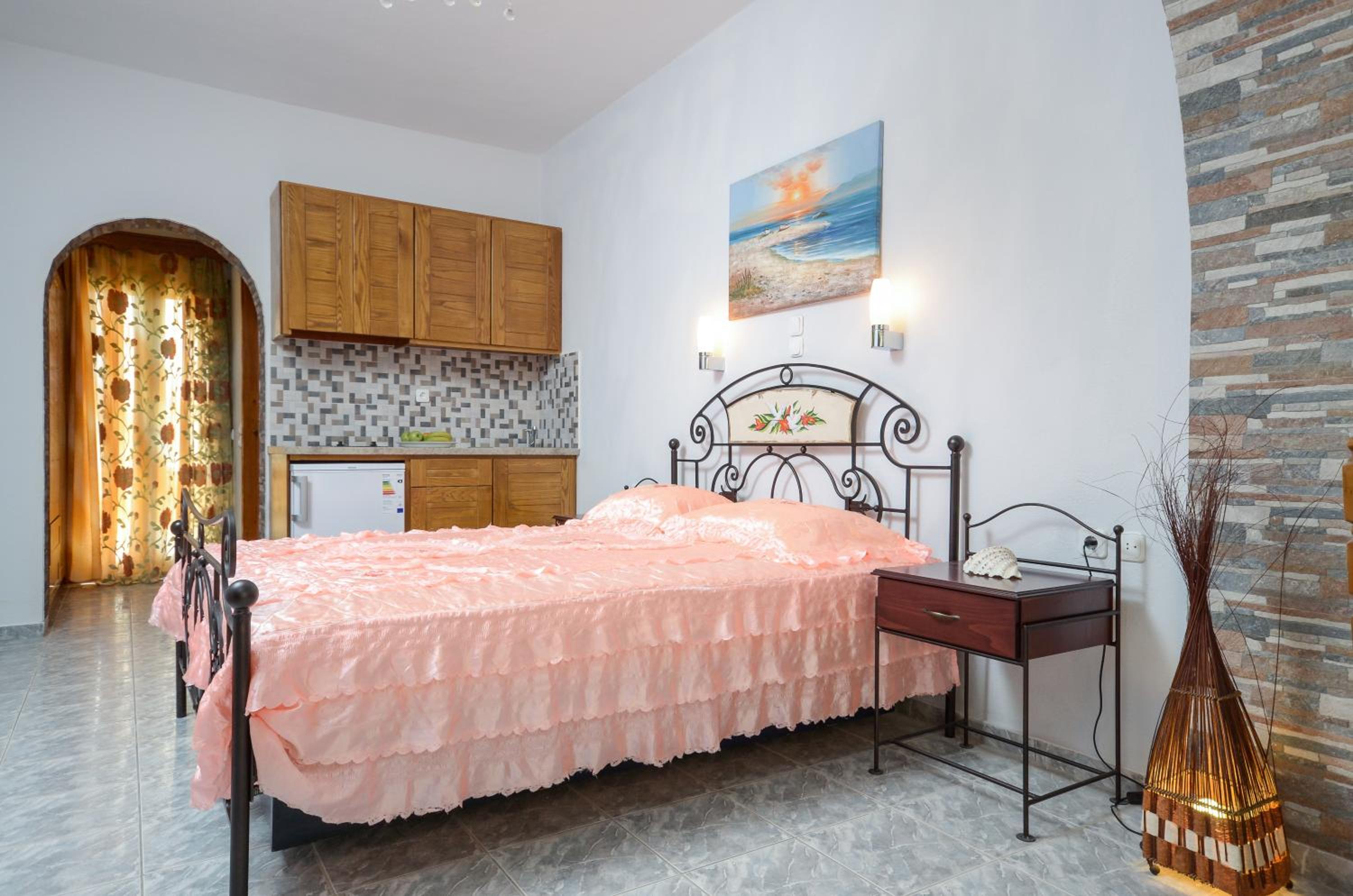 Studio (2 Adults) - Photo 41