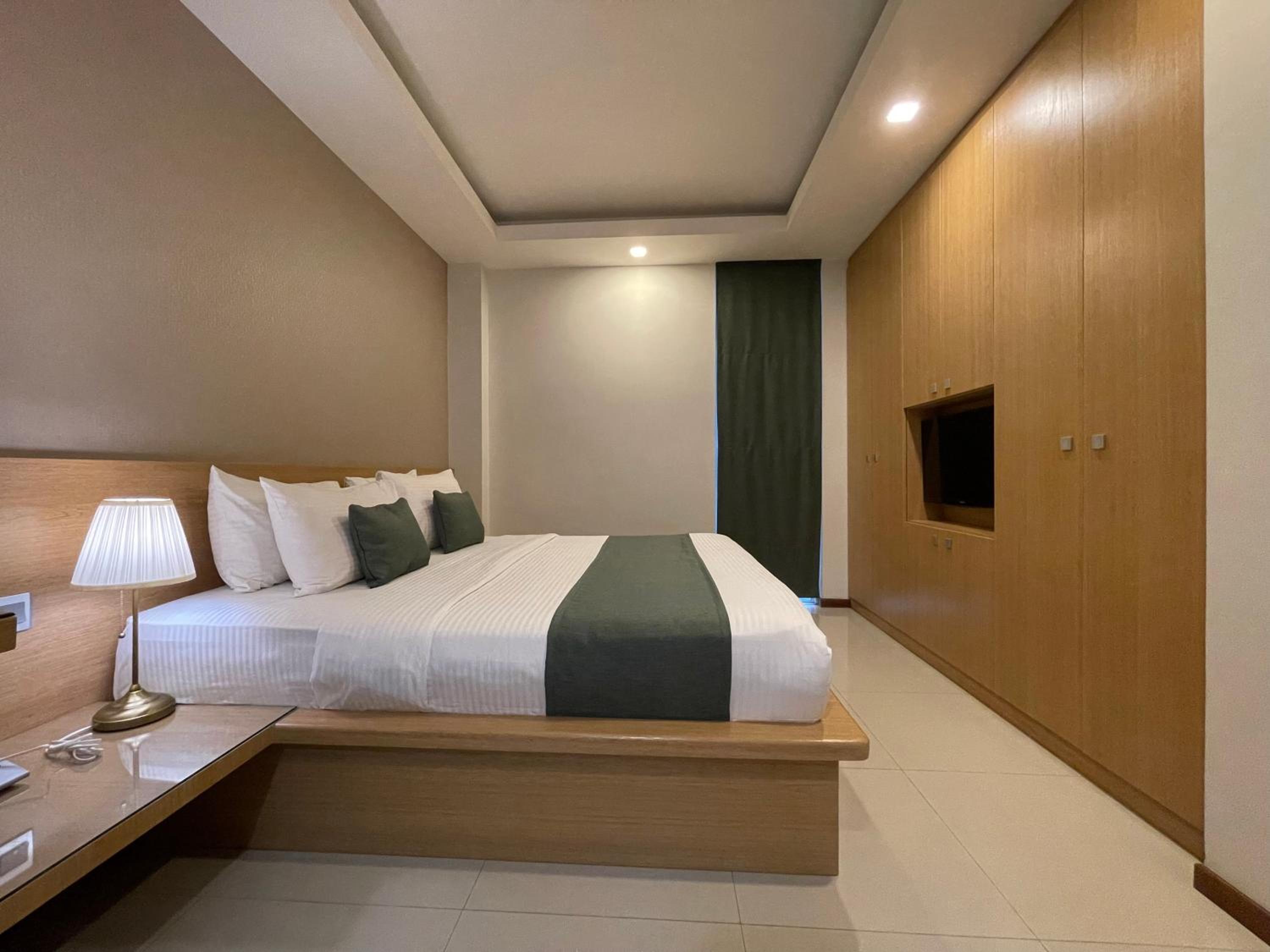 Super Deluxe Double Room (10% off on Male City Tour)