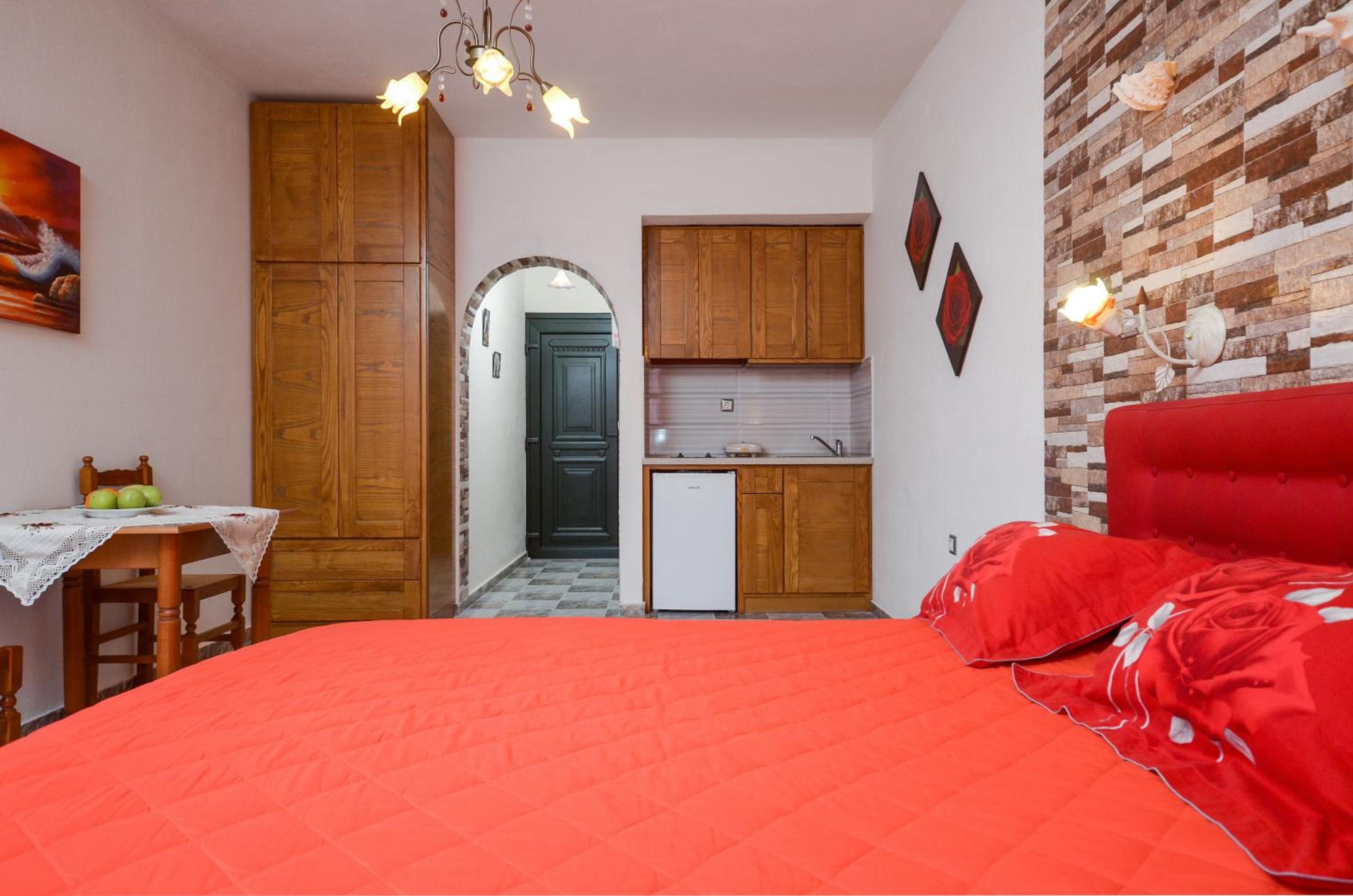 Studio (2 Adults) - Photo 52