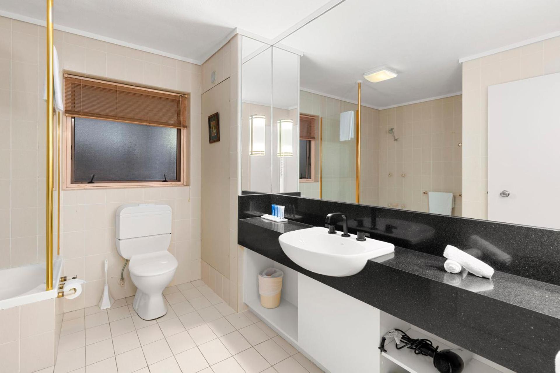 Two Bedroom Terrace Suite - Photo 9