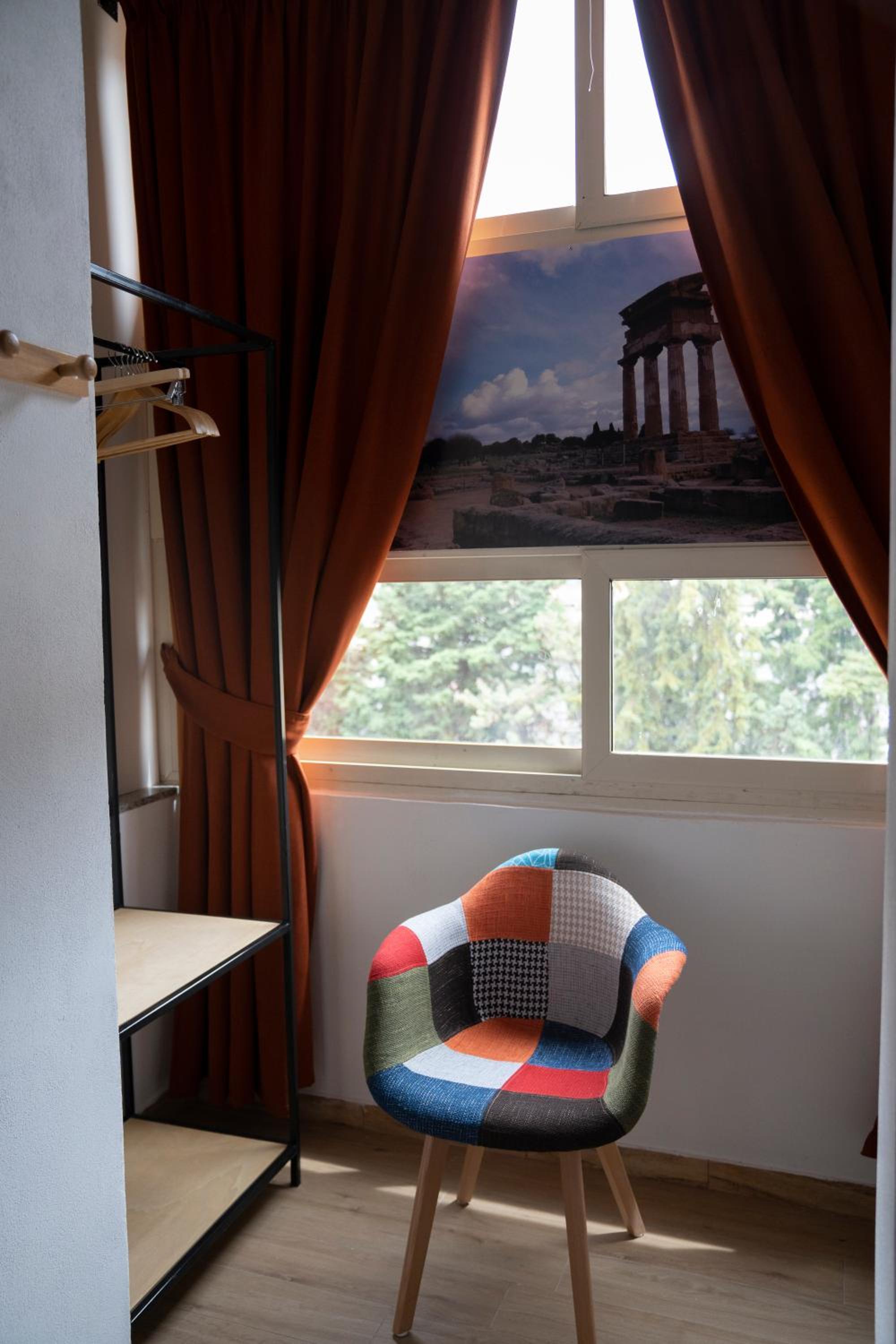 Double Room - Photo 3