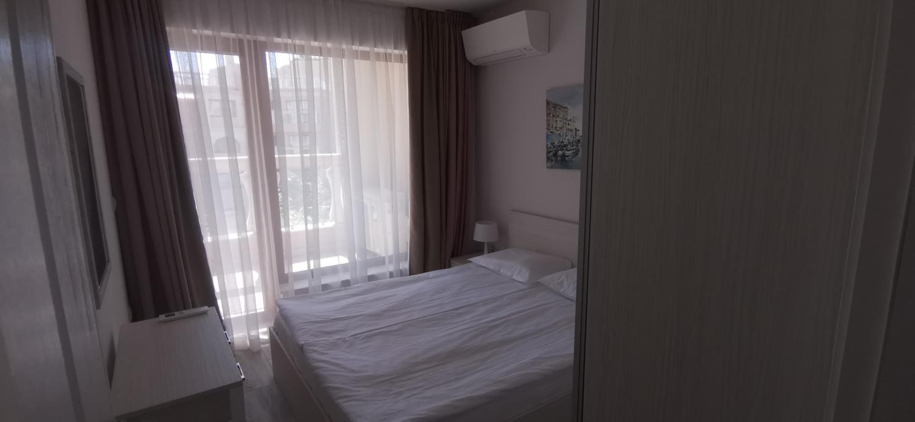 Two-Bedroom Apartment with Park View photo 1