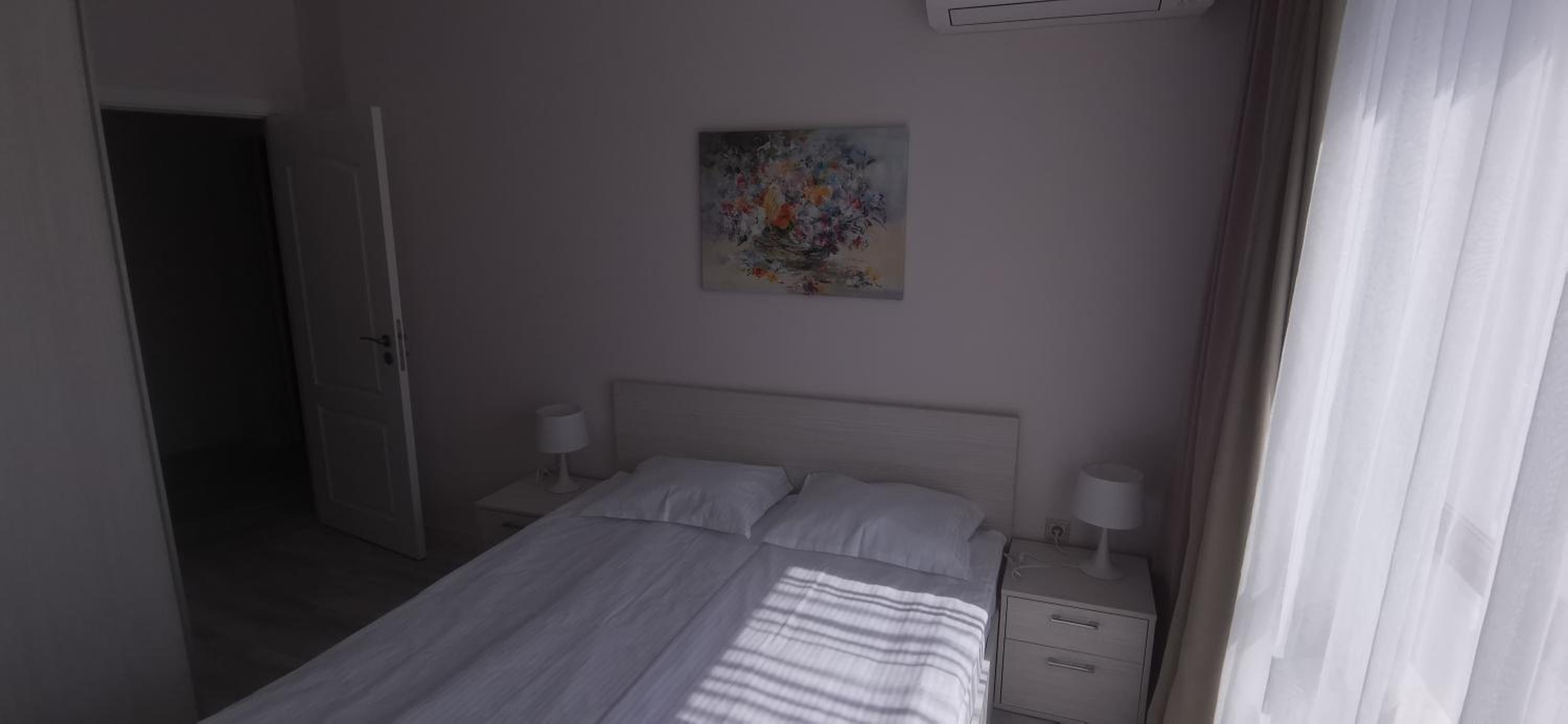 Two-Bedroom Apartment with Park View photo 2