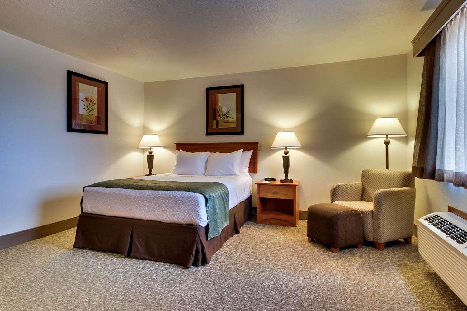 Queen Room