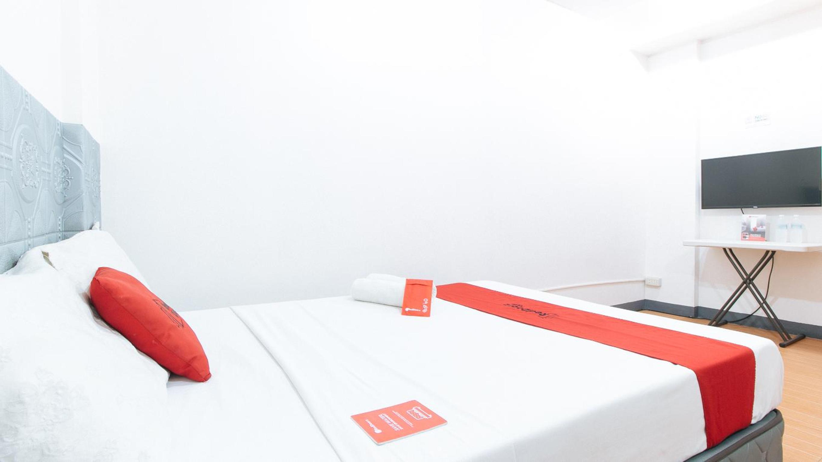 Standard Double Room - Photo 3