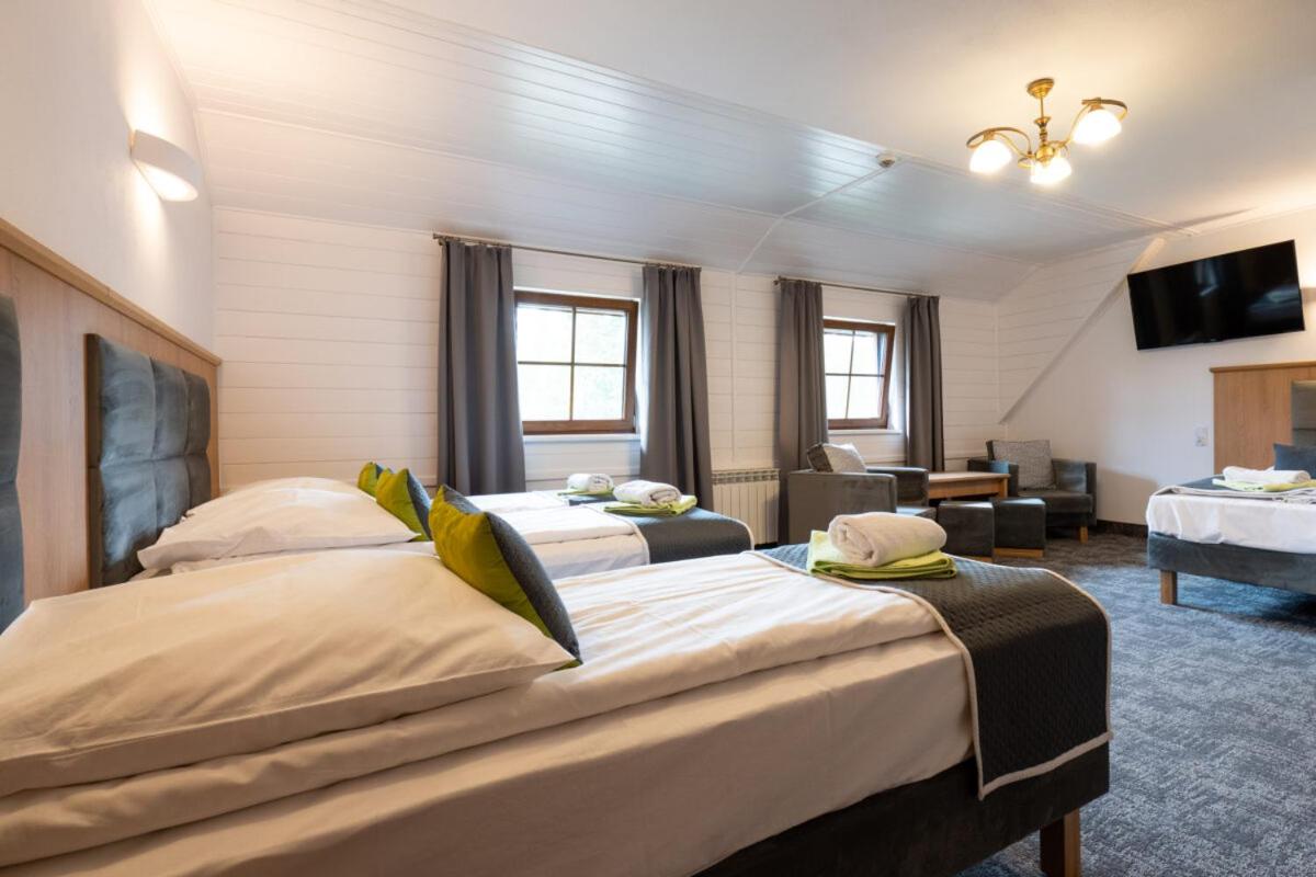 Classic Quadruple Room - Photo 2