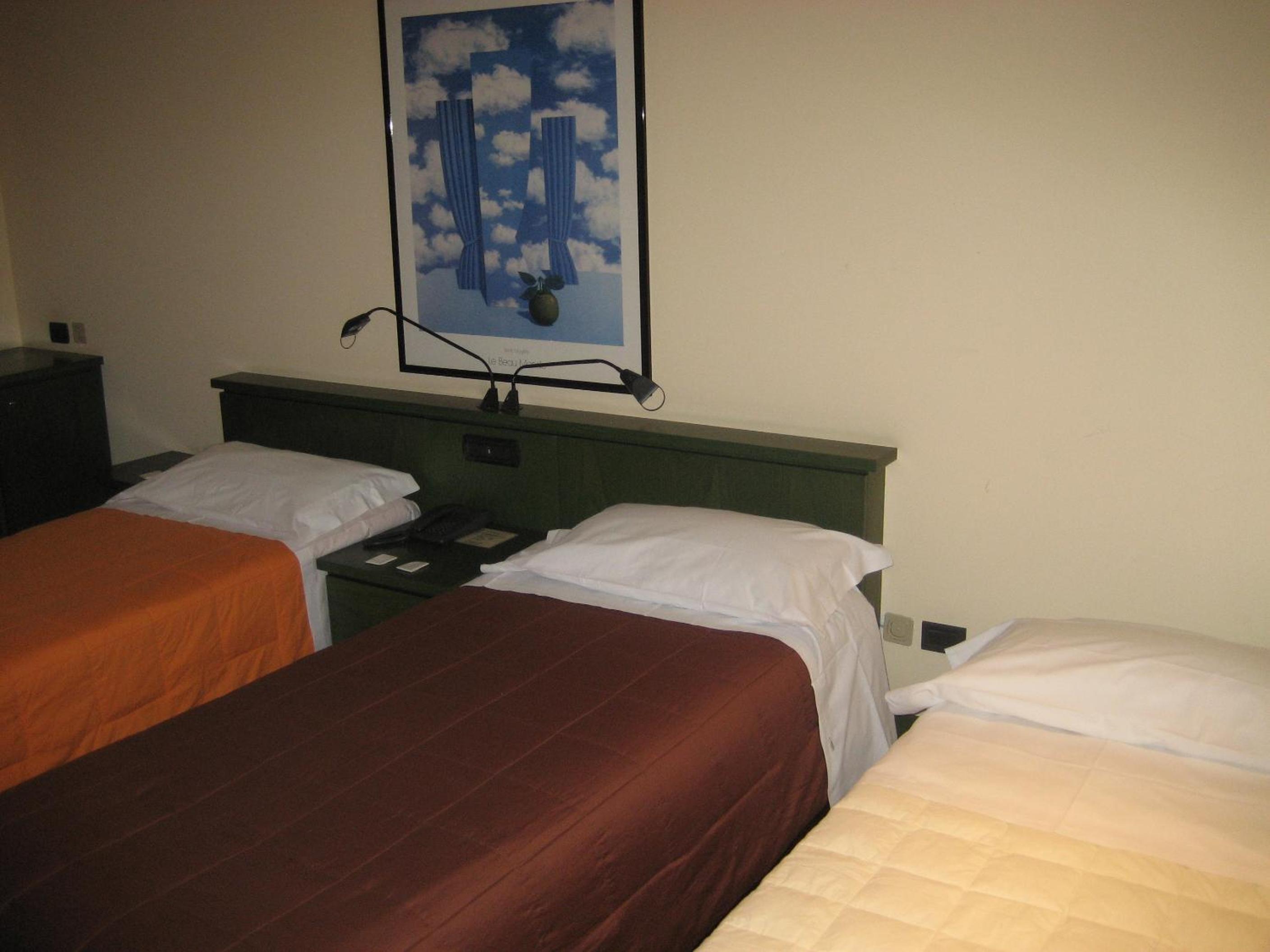 Triple Room - Photo 5