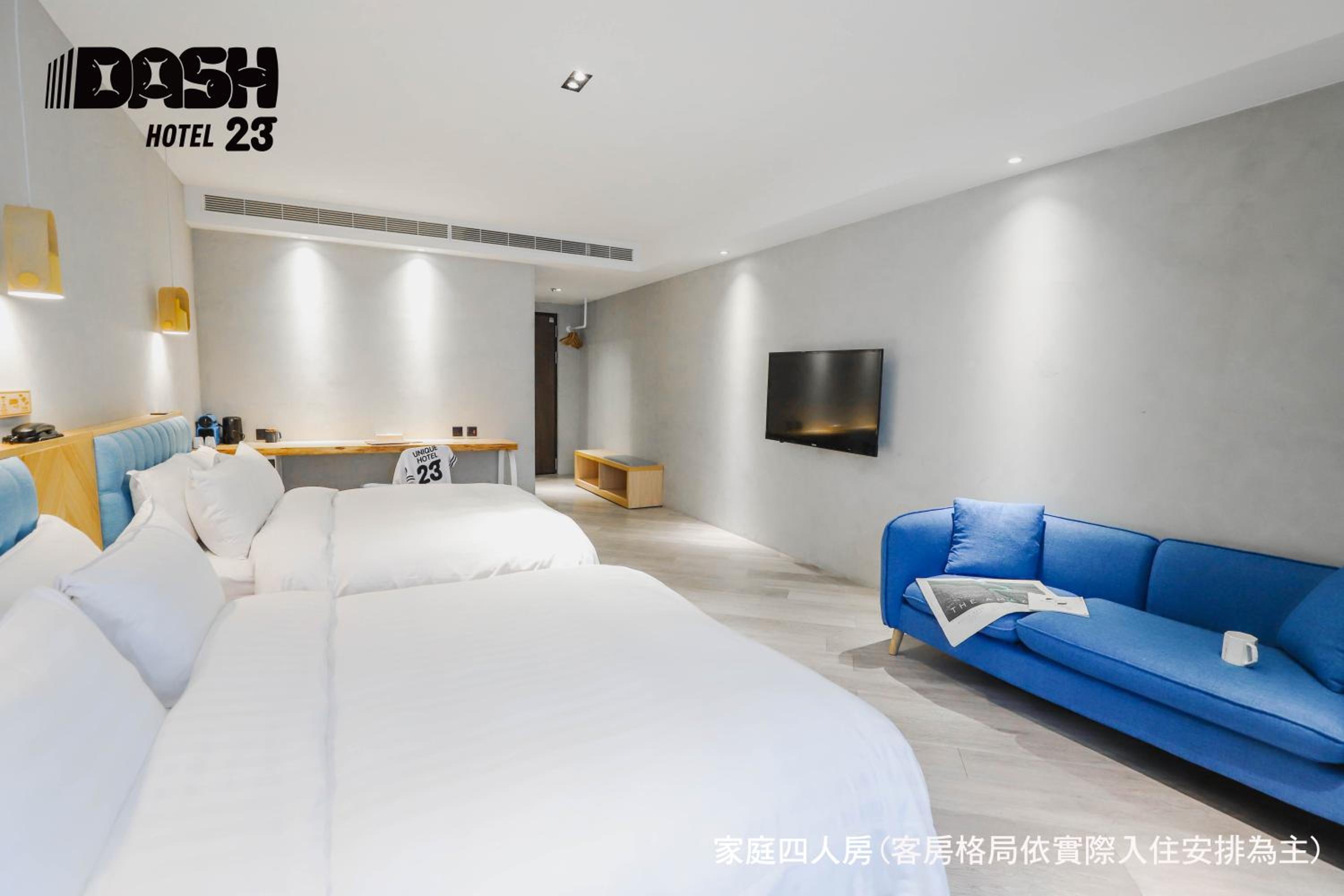 Deluxe Quadruple Room with Bathtub - Photo 9