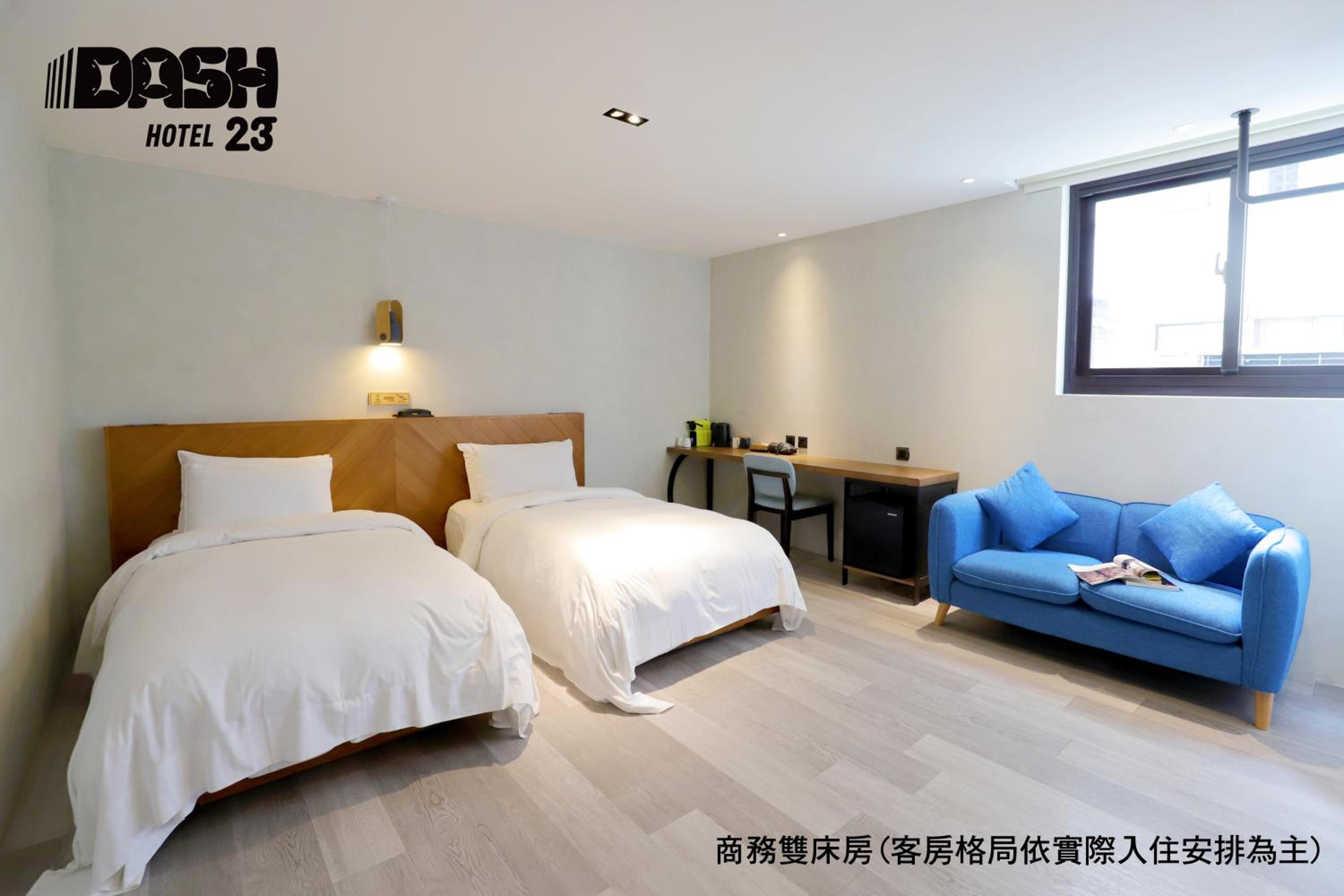 Standard Twin Room - Photo 2