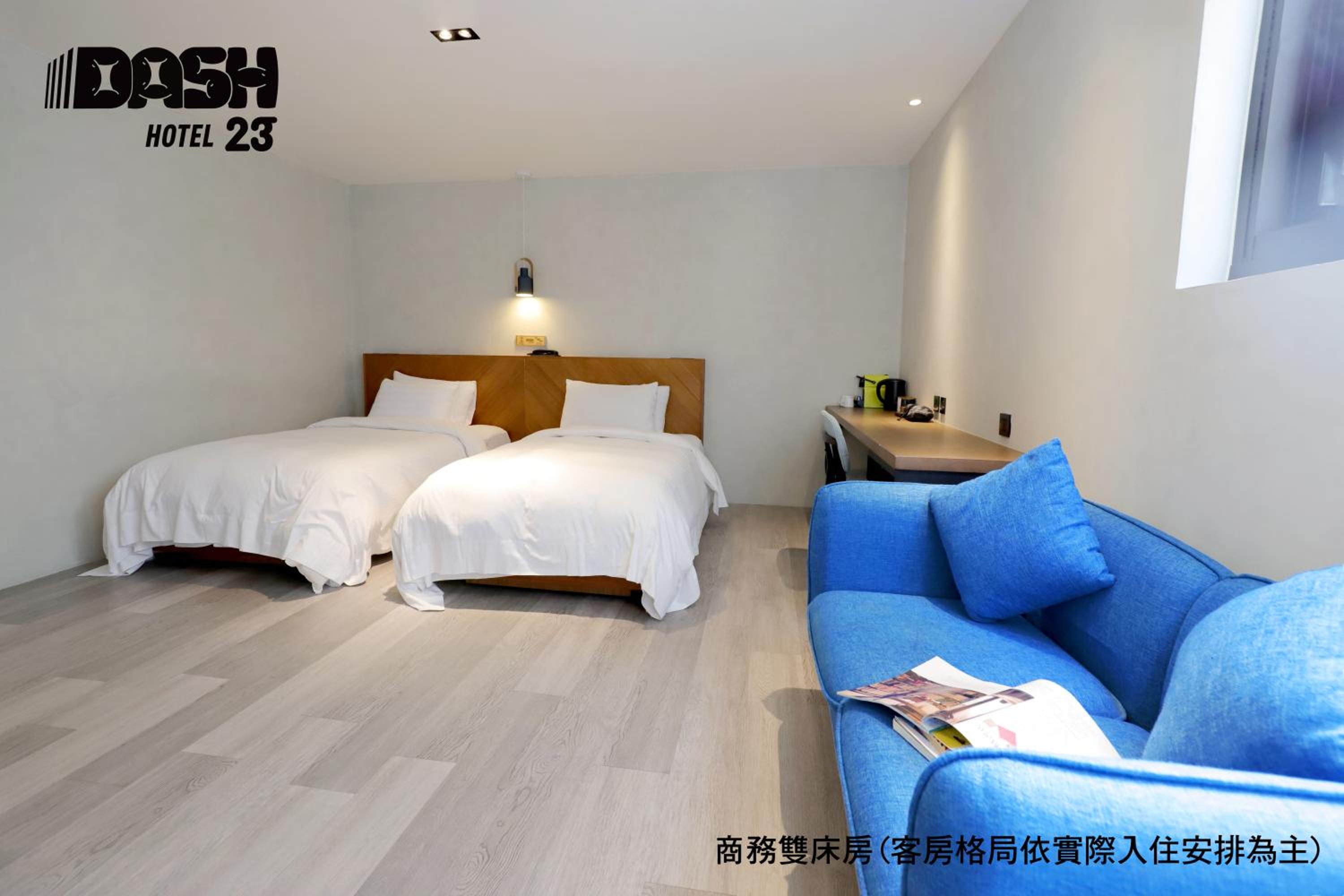 Standard Twin Room - Photo 4