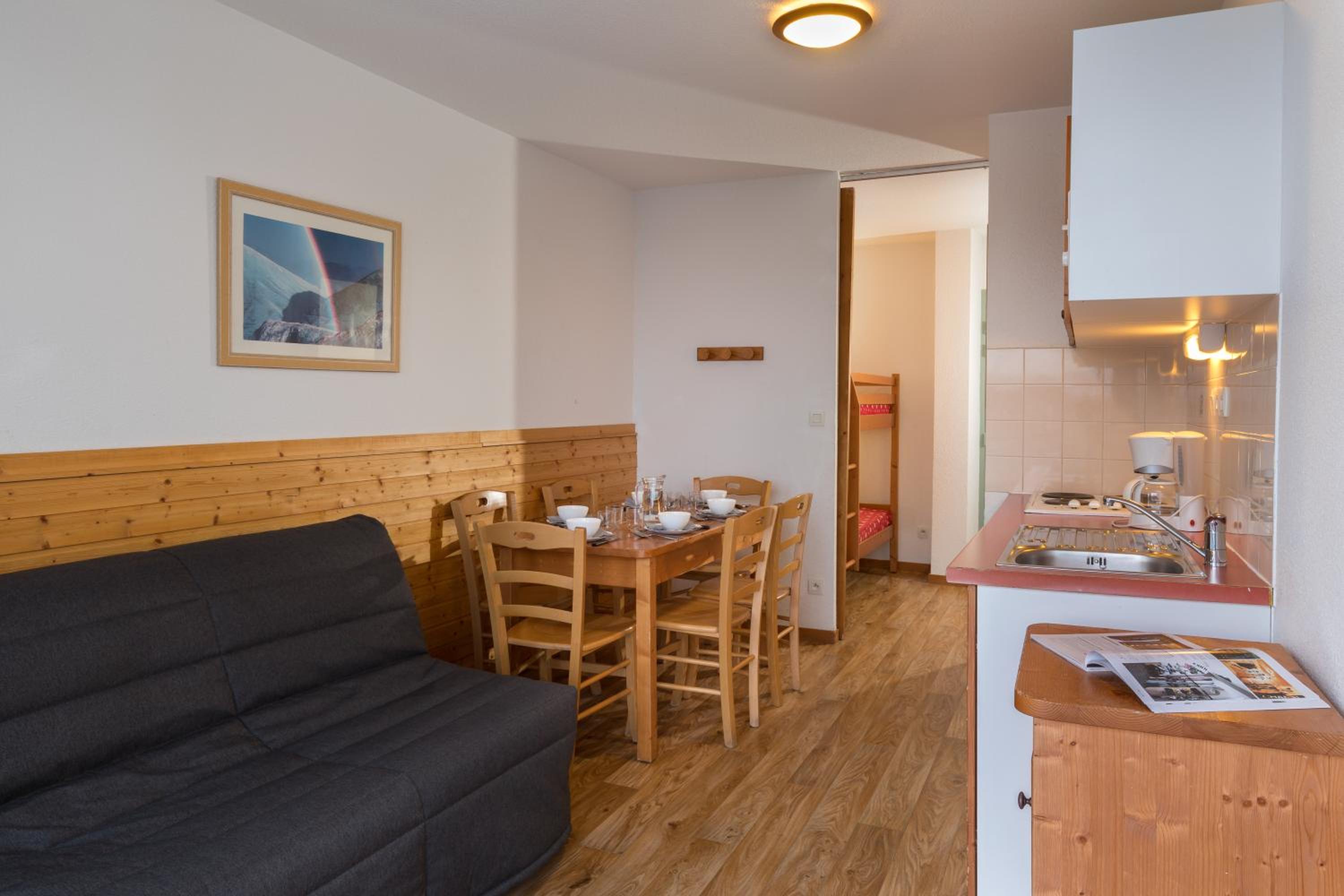 Apartment 4 With Mountain View