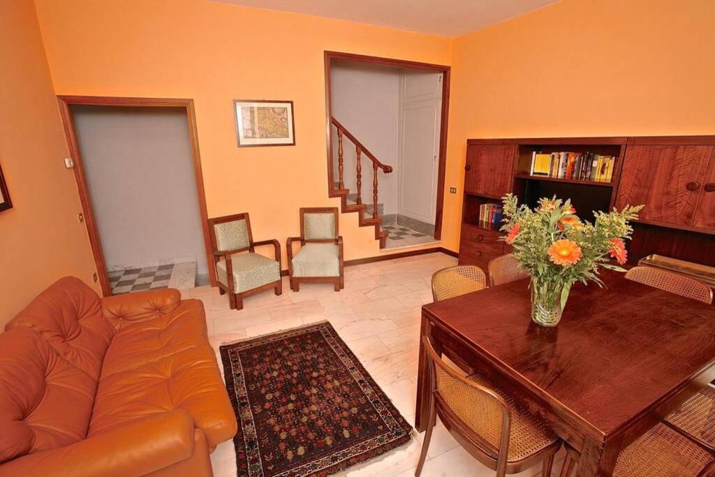 Two-Bedroom House photo 3