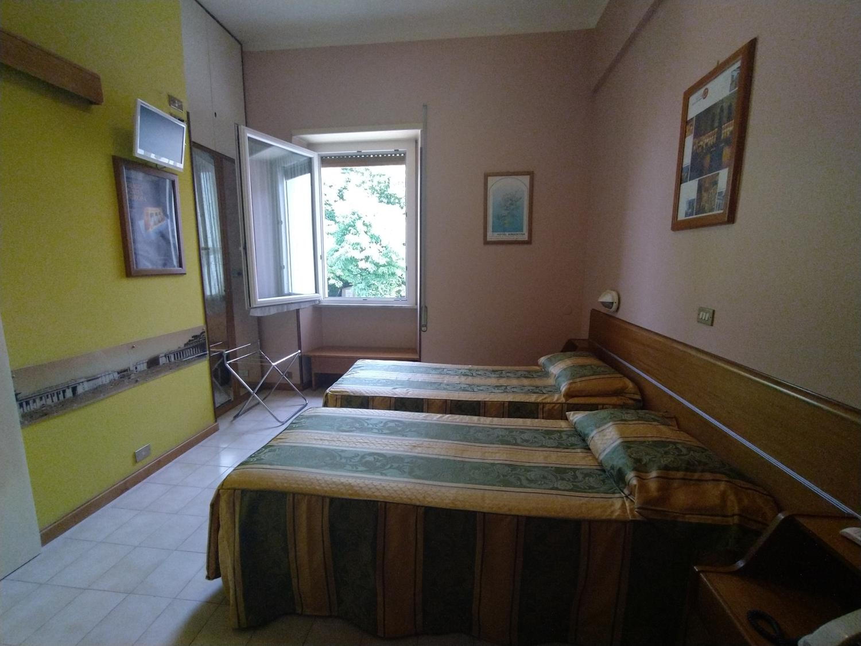Economy Double Room - Photo 1