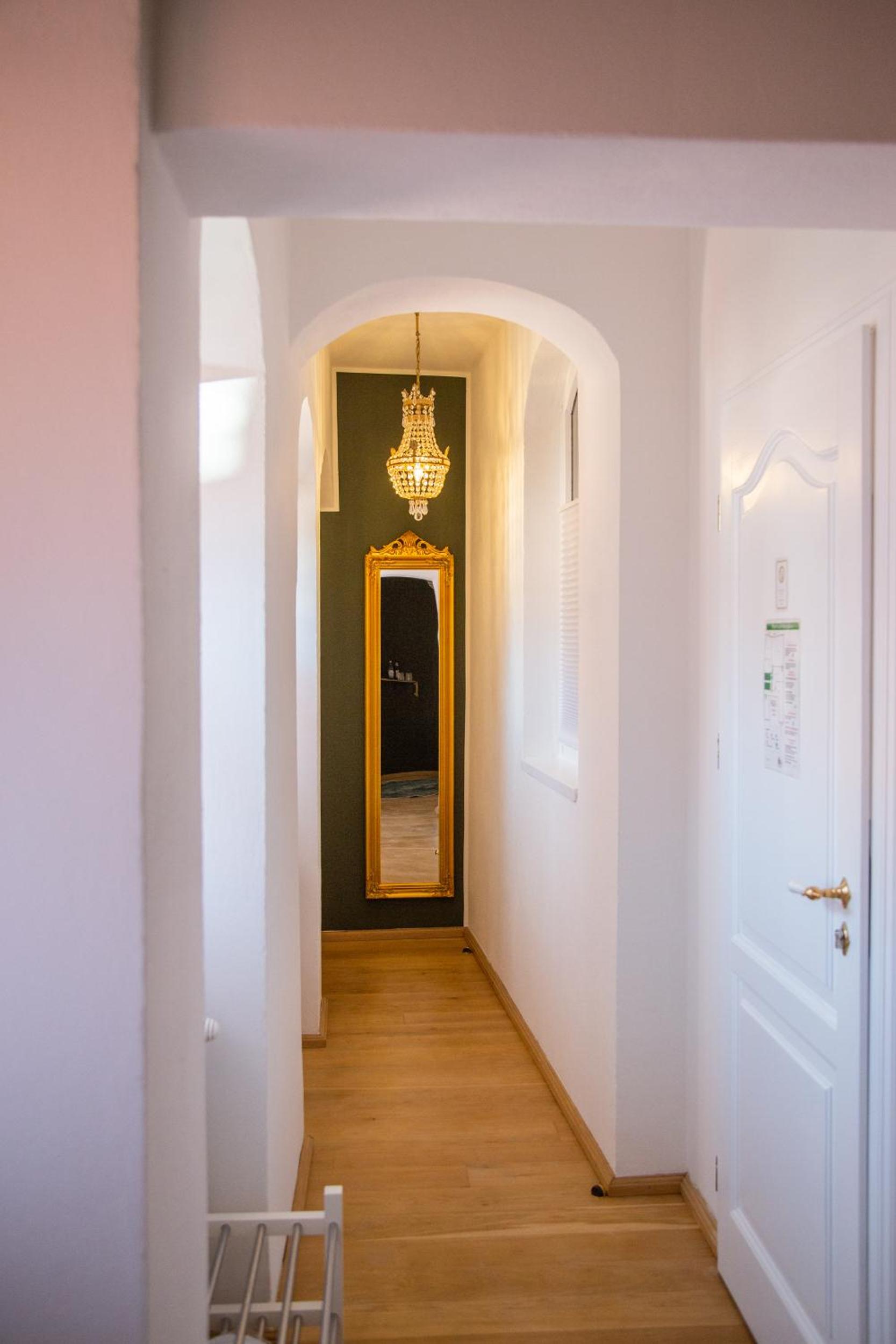 Queen Room photo 3