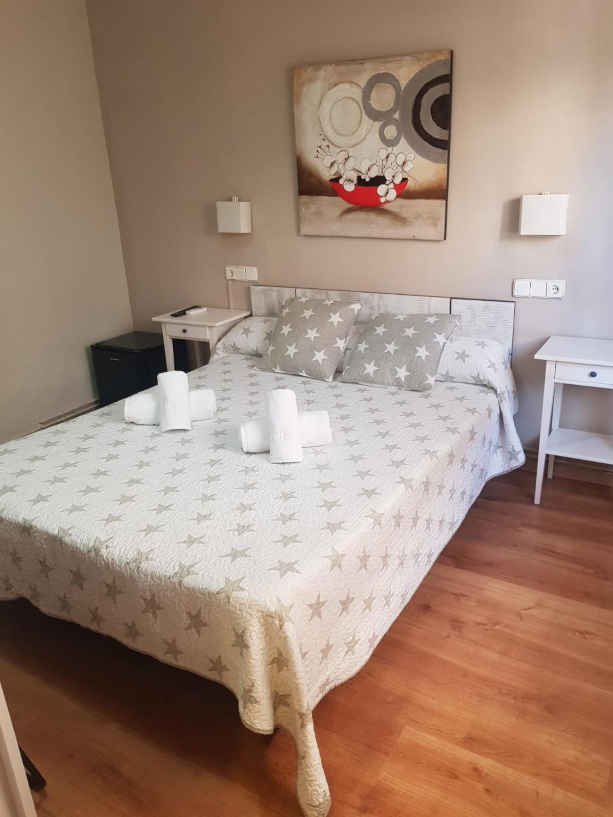 Economy Double Room photo 2