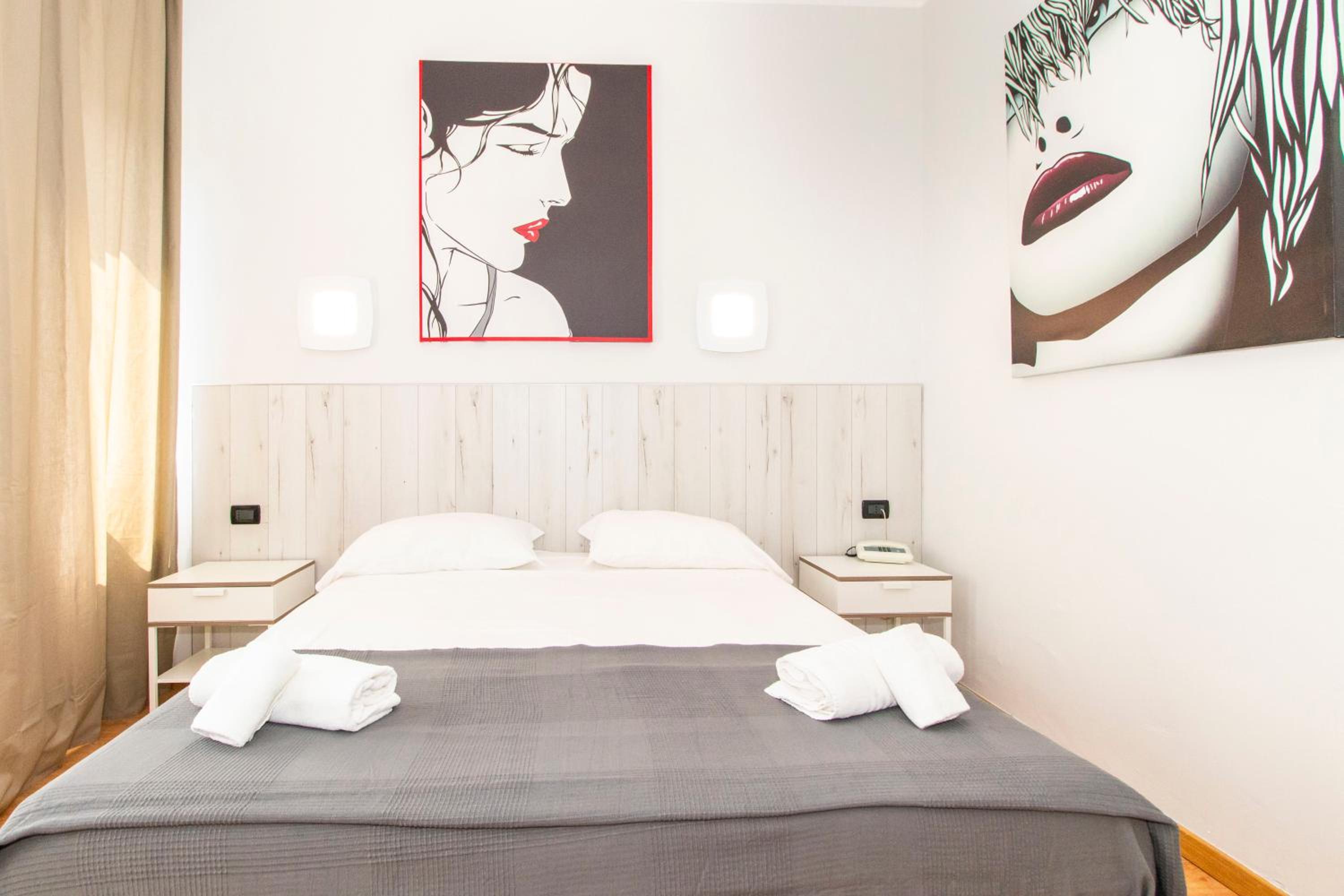 Double Room - Photo 1