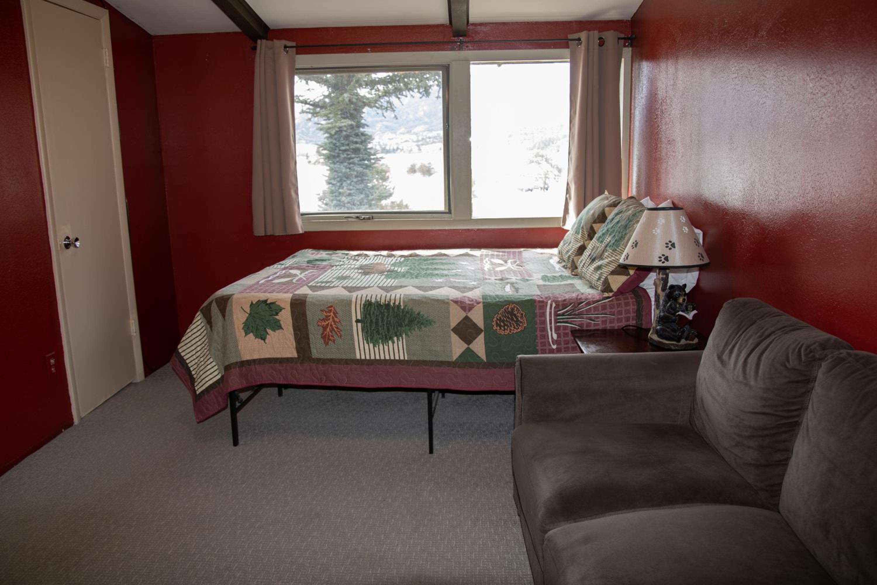 Studio with Lake View