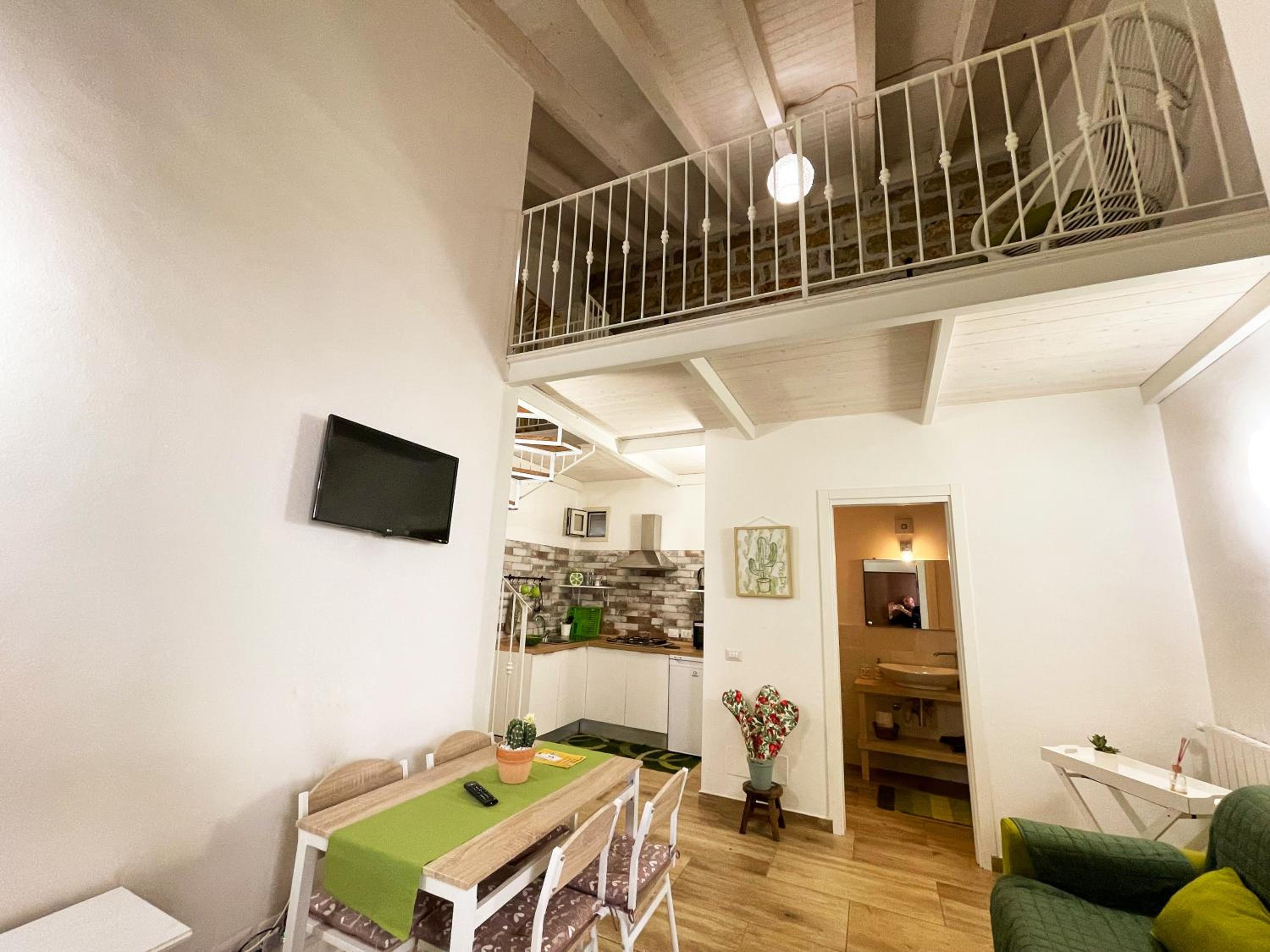 Apartment with Garden View