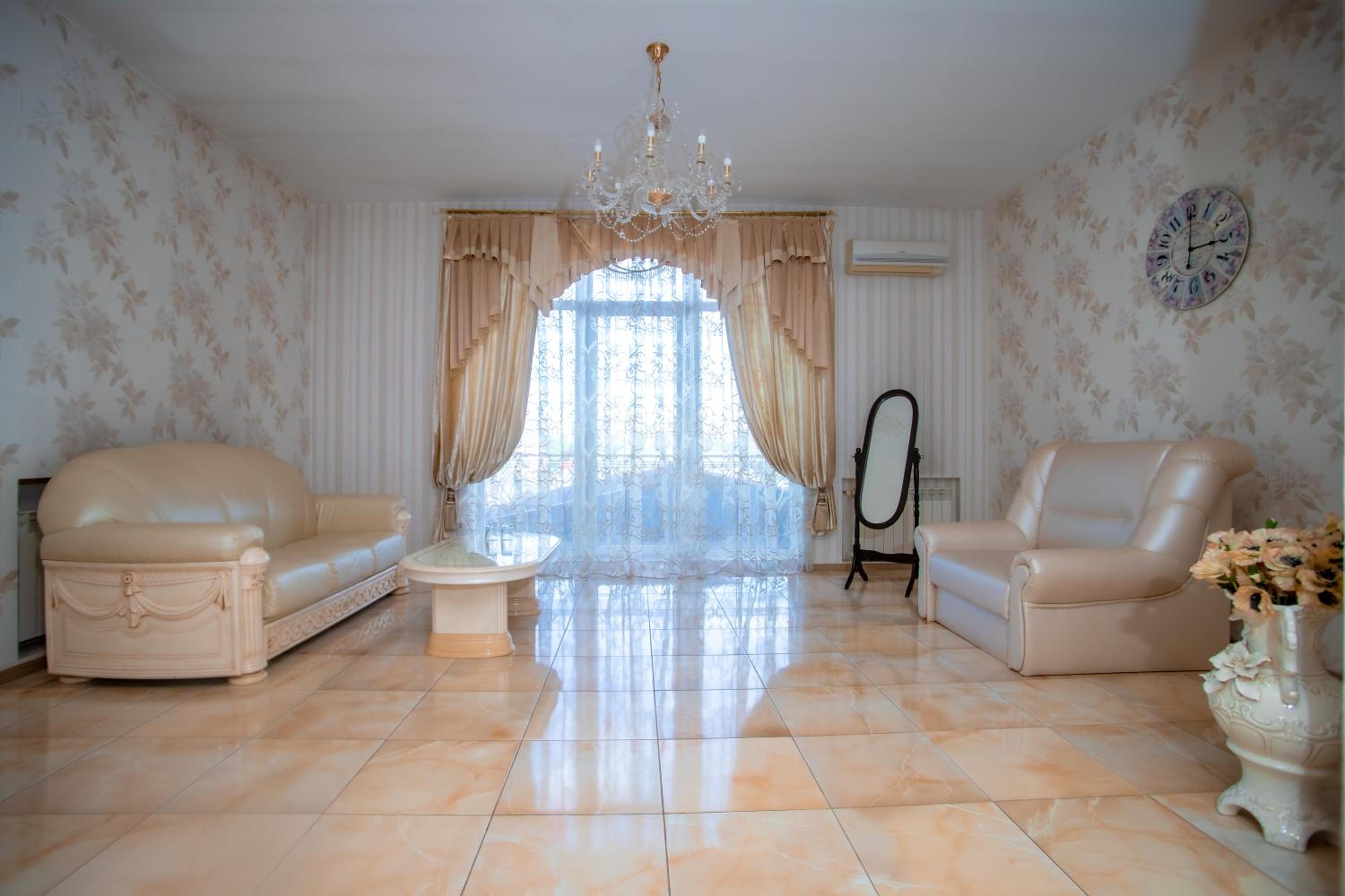 Suite with Balcony photo 1