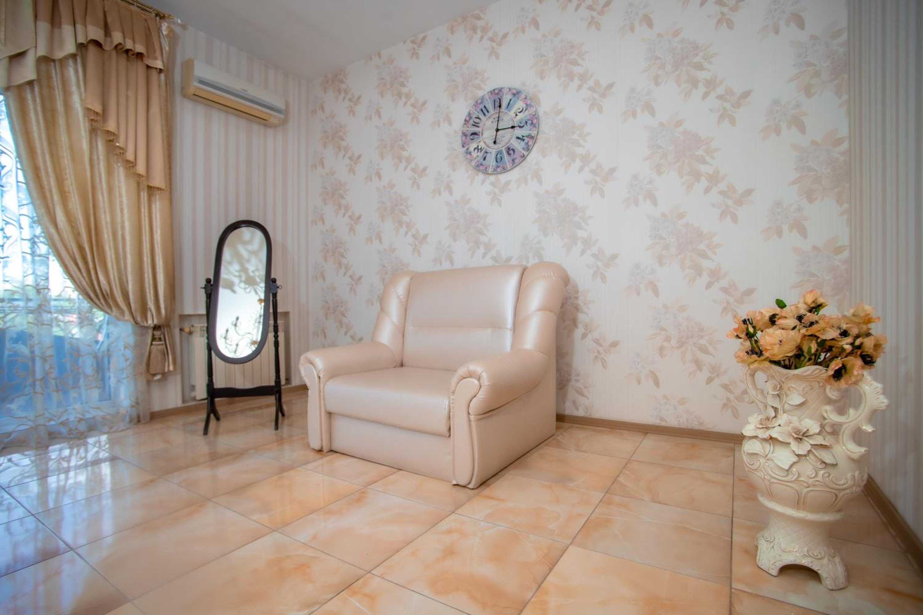 Suite with Balcony photo 3