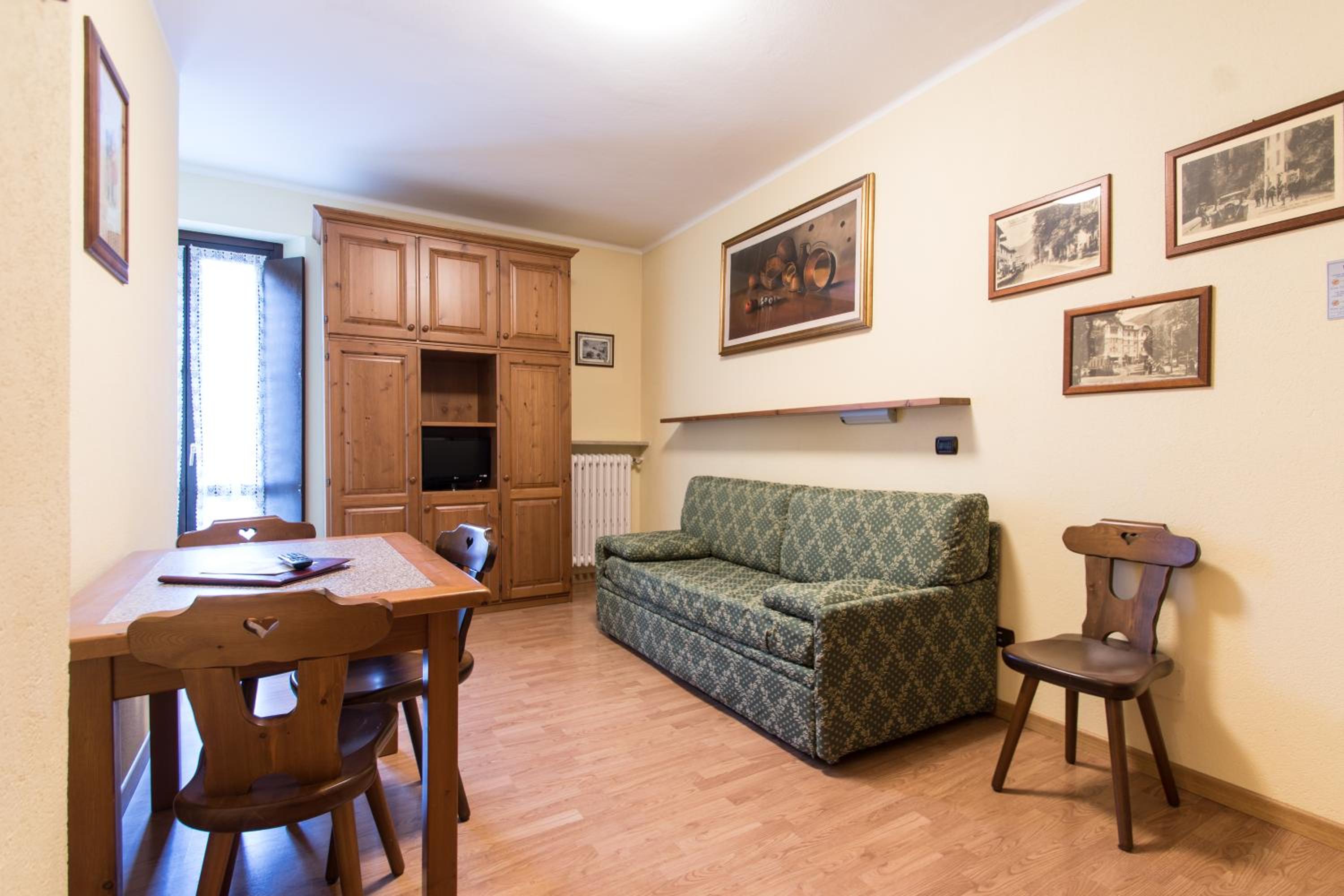 Family triple room photo 2
