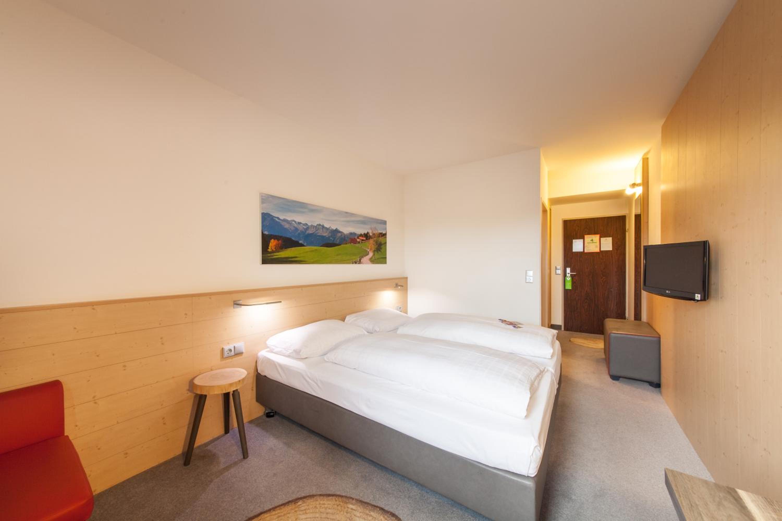 Standard Double Room - Photo 5