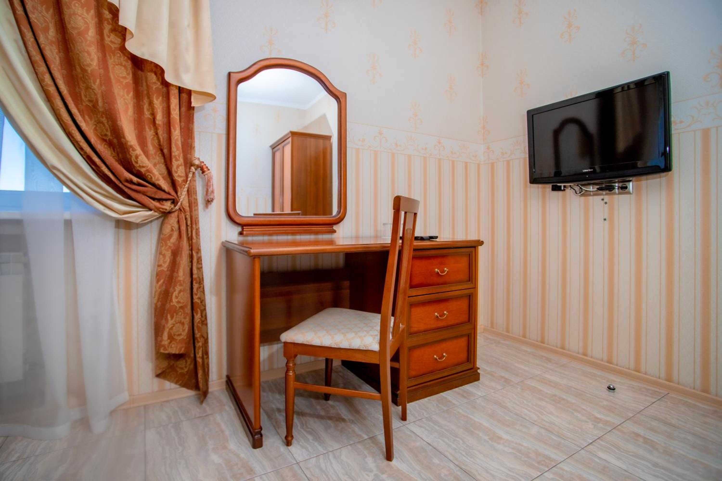 Standard Suite photo 2