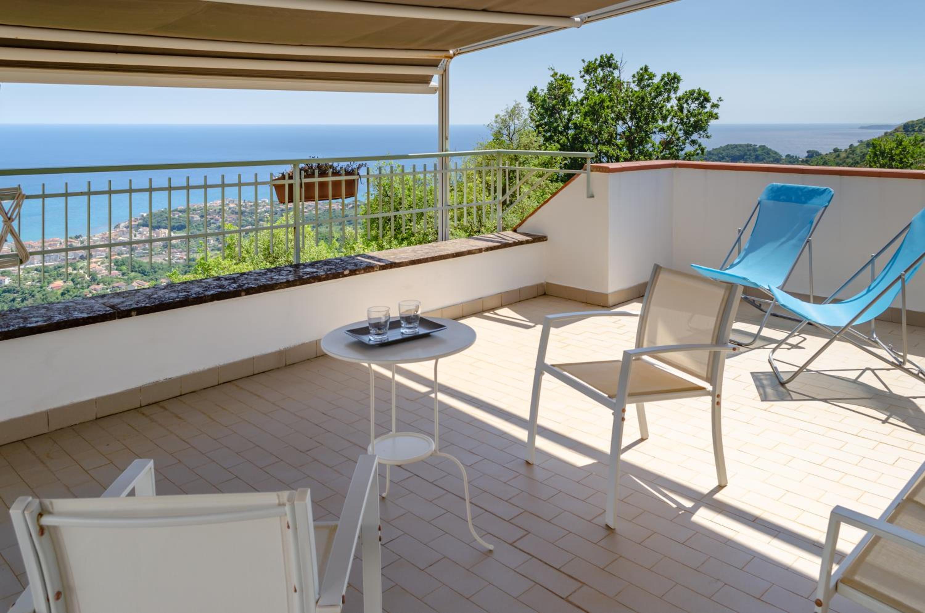 Studio with Sea View photo 3