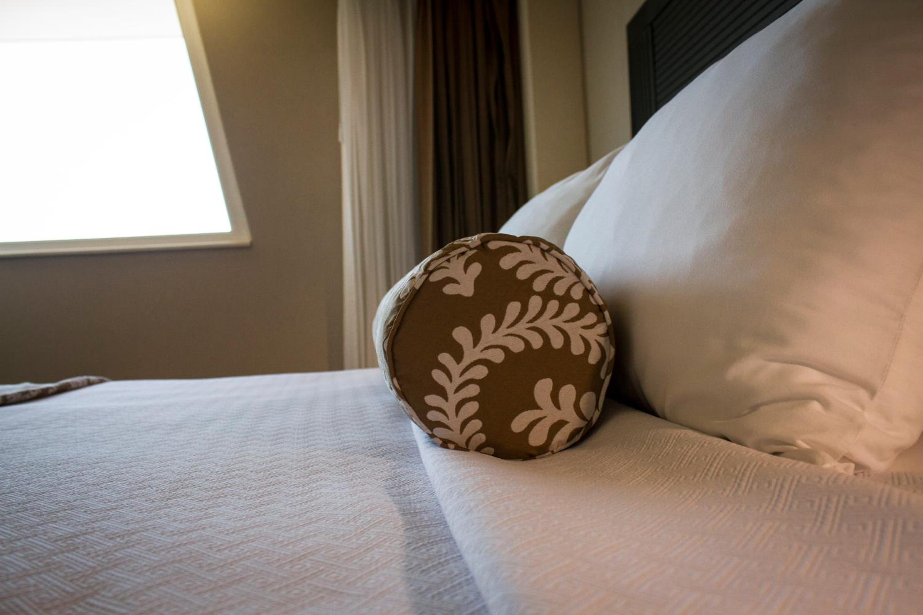 Standard Queen Room with Mountain View - Photo 4