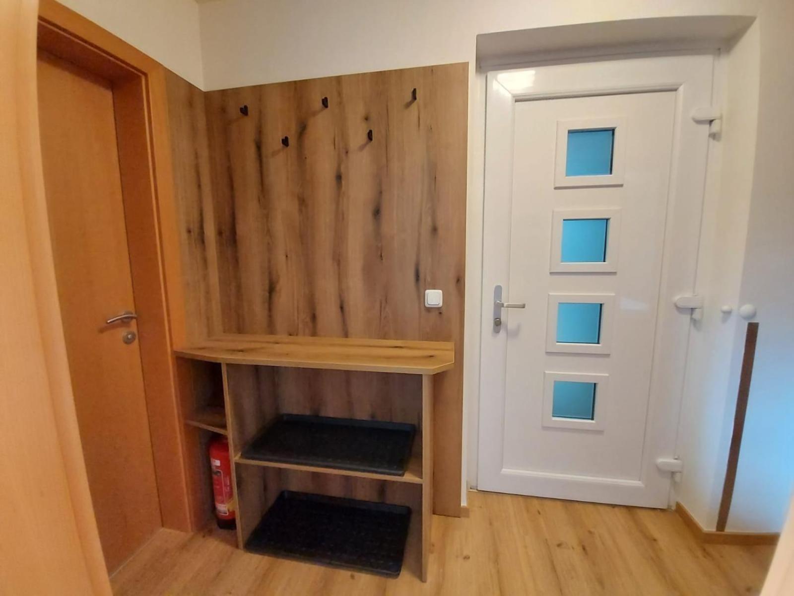One-Bedroom Apartment with Terrace photo 3