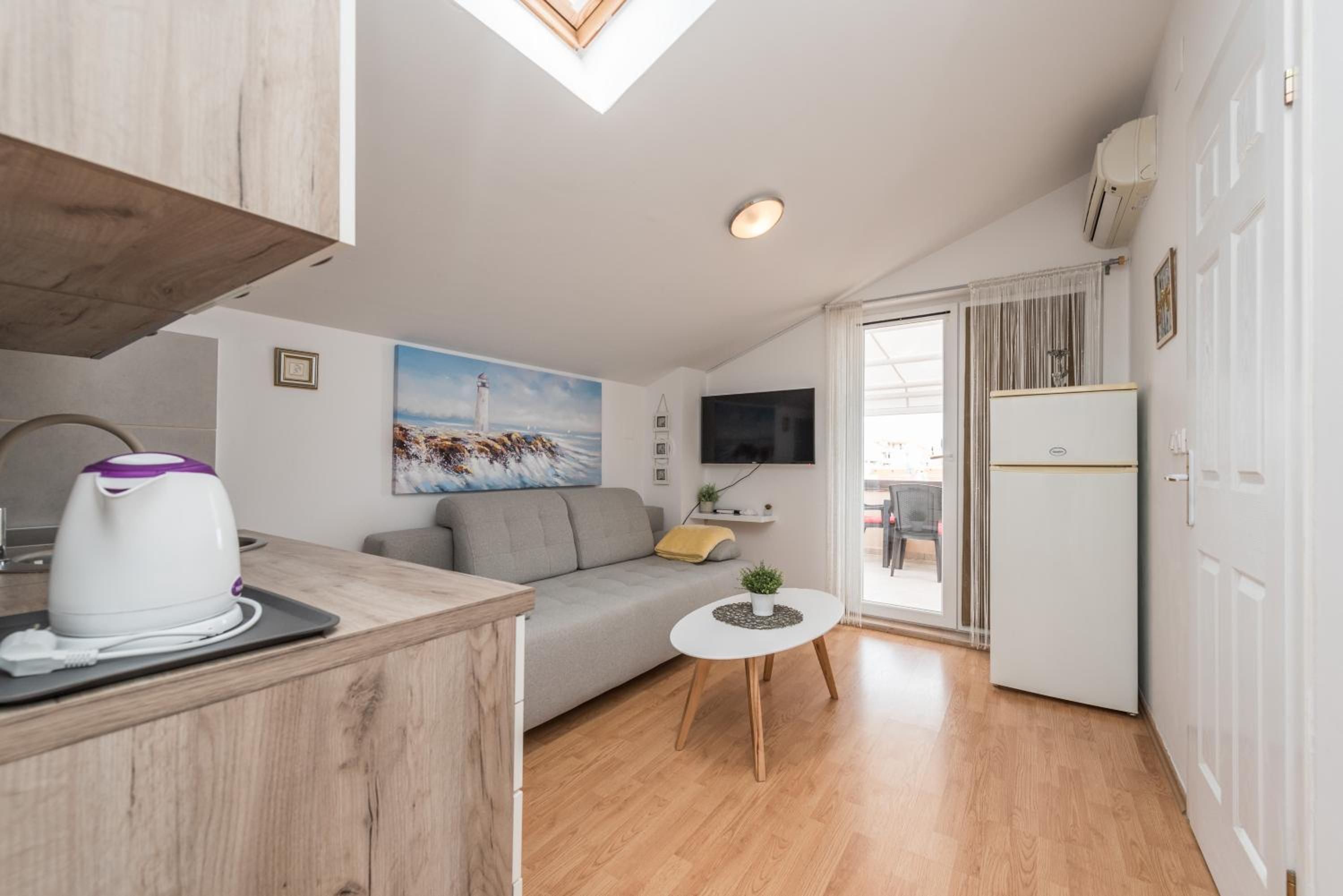Apartment with Sea View