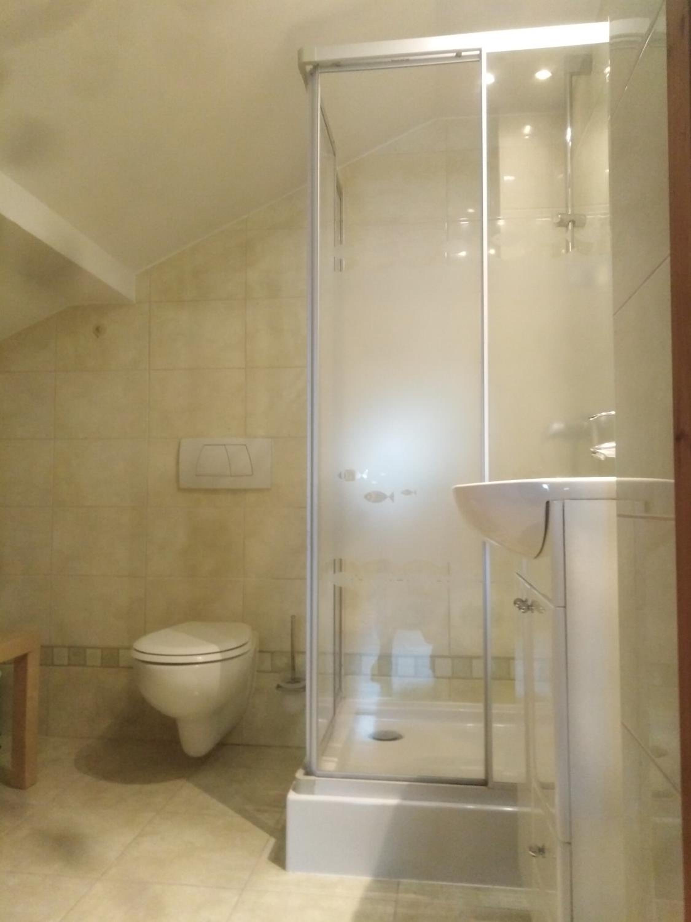 One-Bedroom Apartment - Photo 3