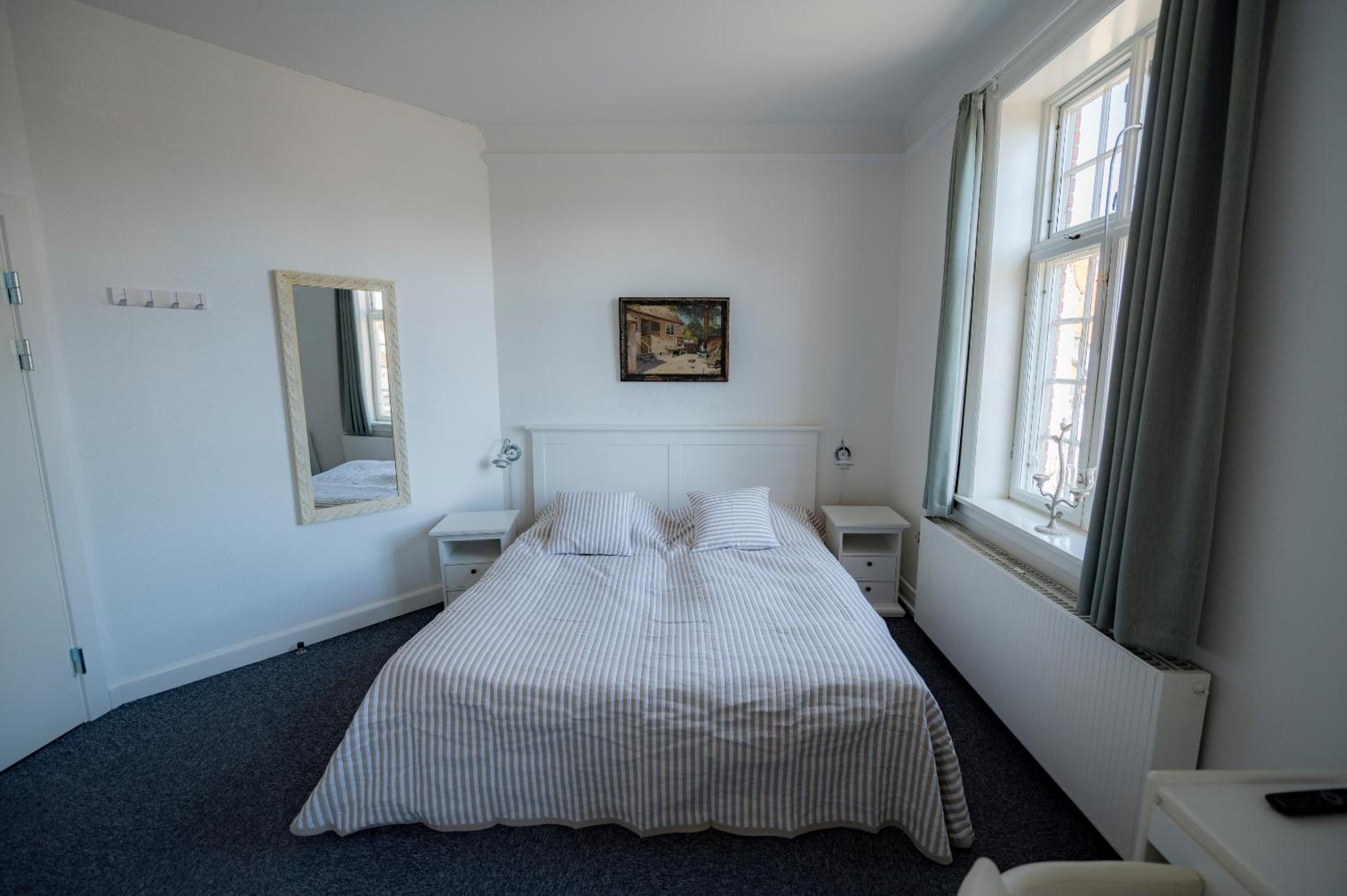 Double Room with Private Bathroom photo 3