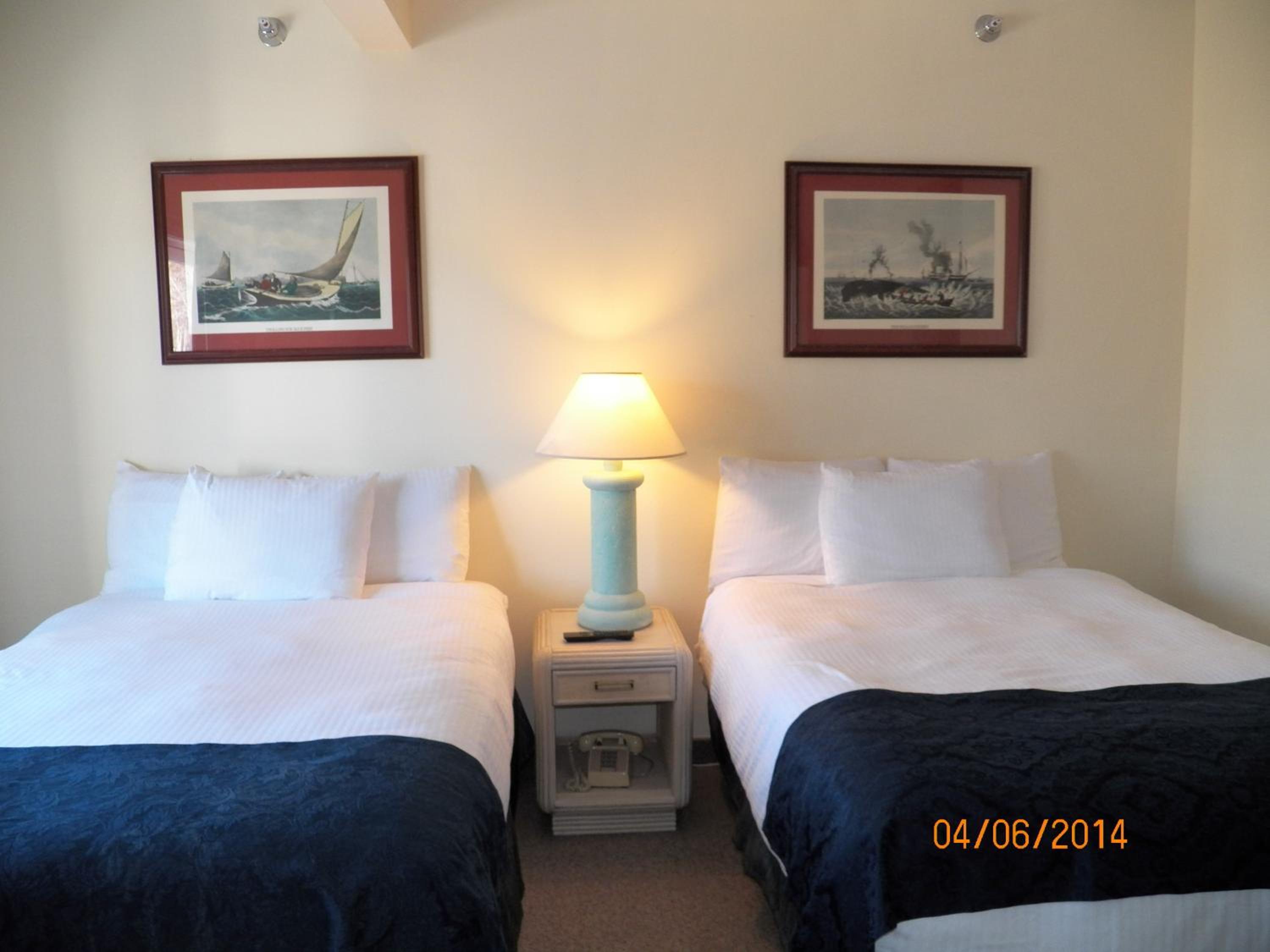 Double Room with Two Double Beds - Photo 6