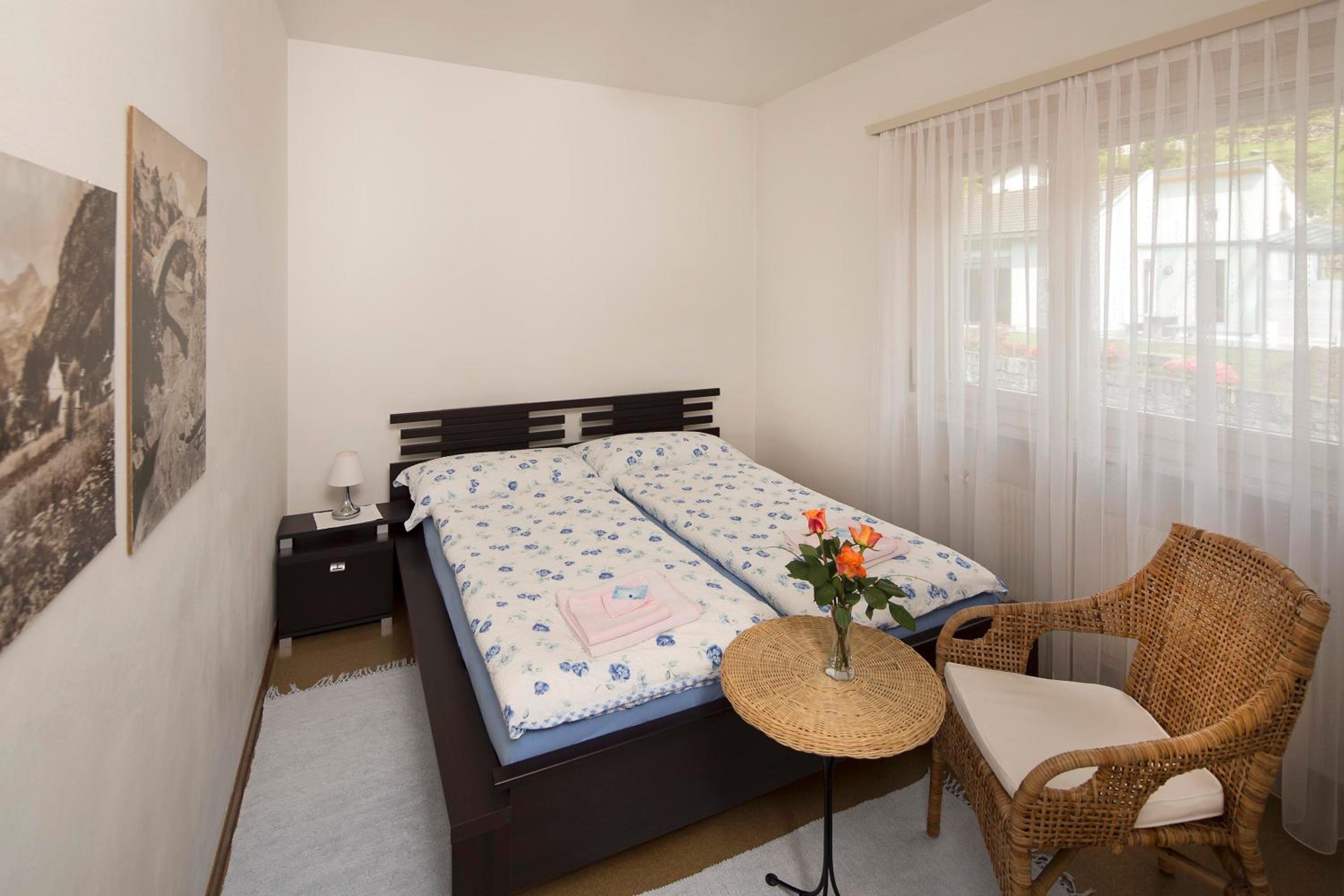 Double Room - Photo 4
