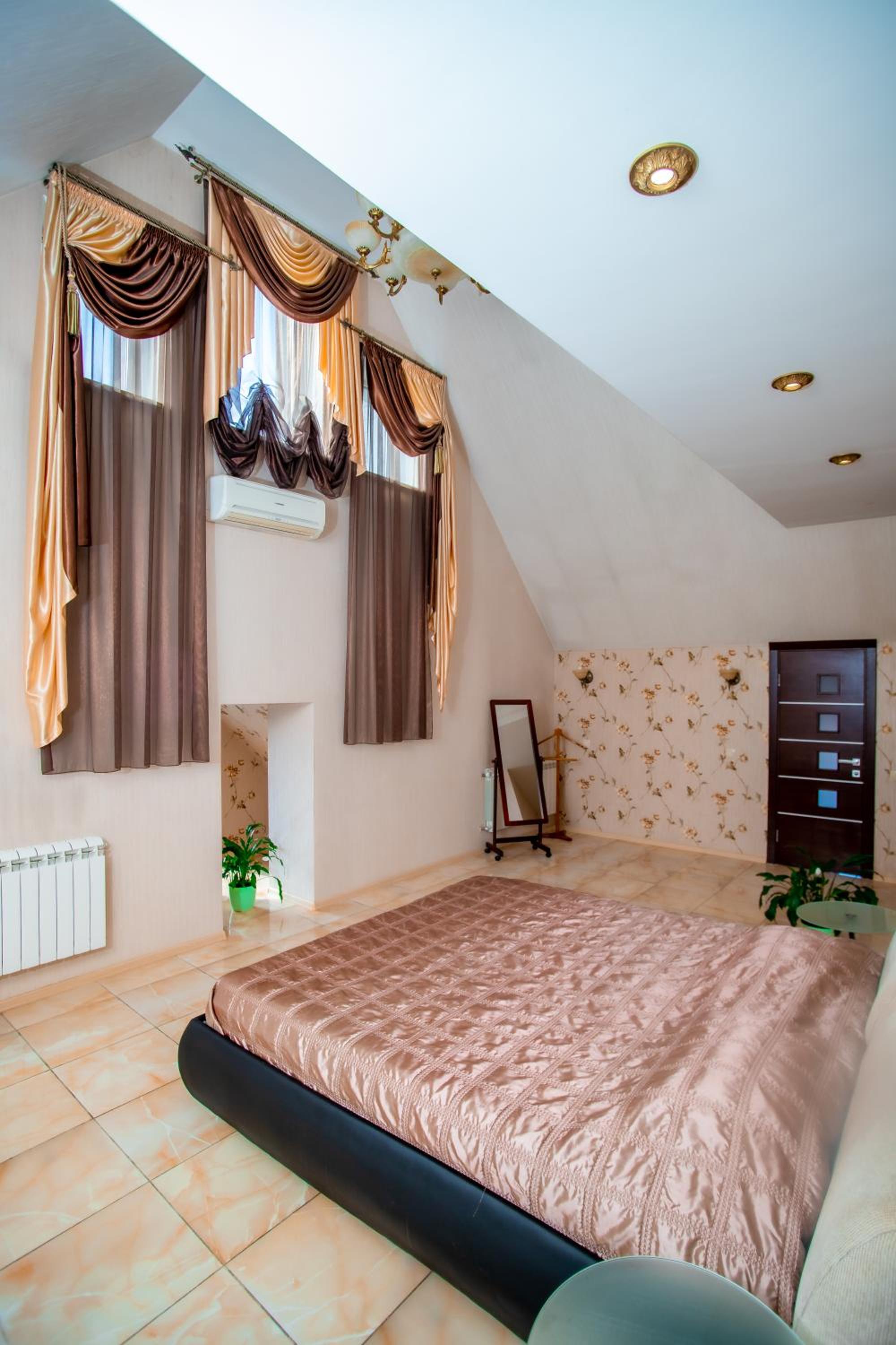 Standard Double Room photo 3
