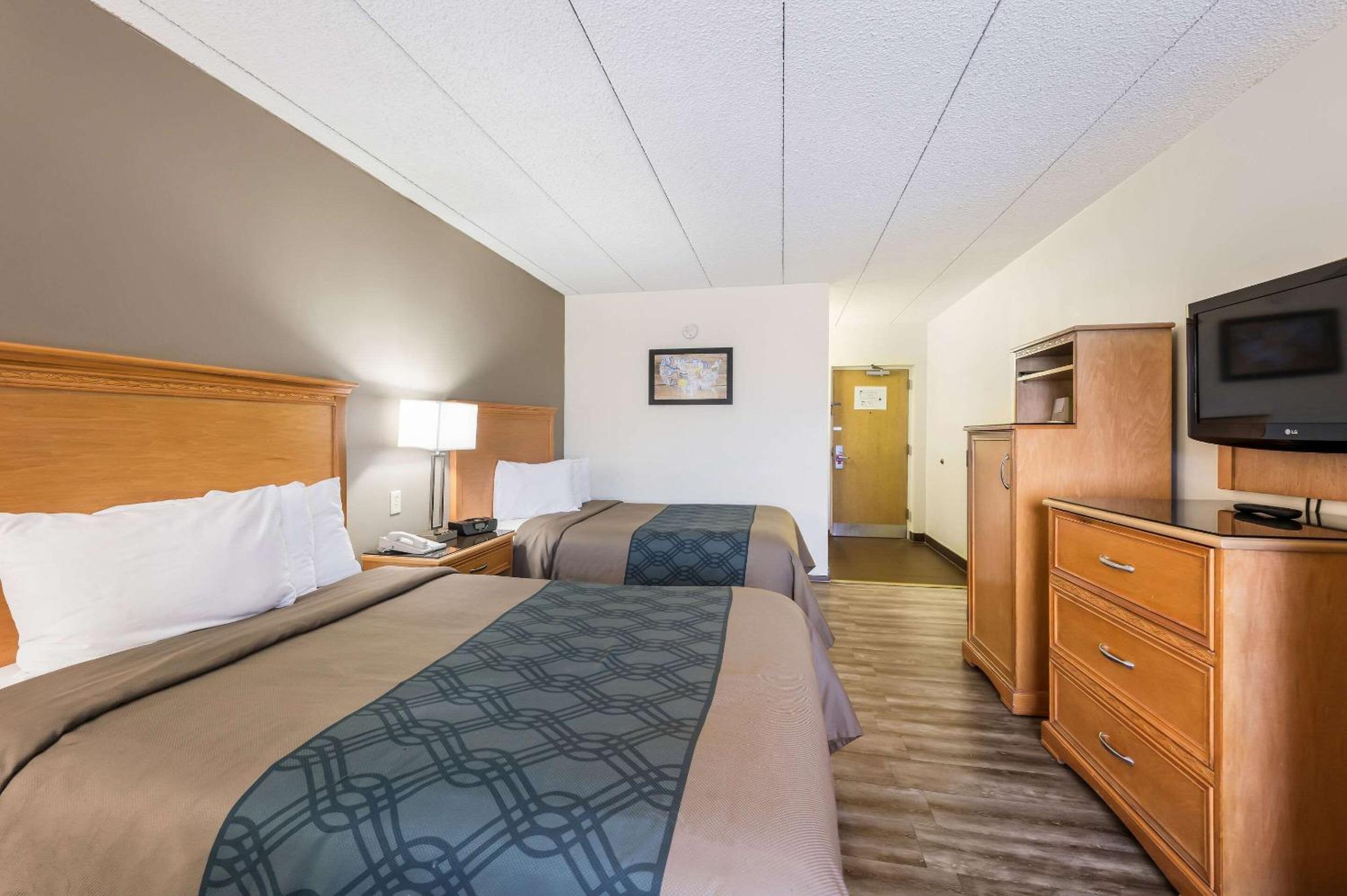 Double Room with Two Double Beds - Non-Smoking photo 2