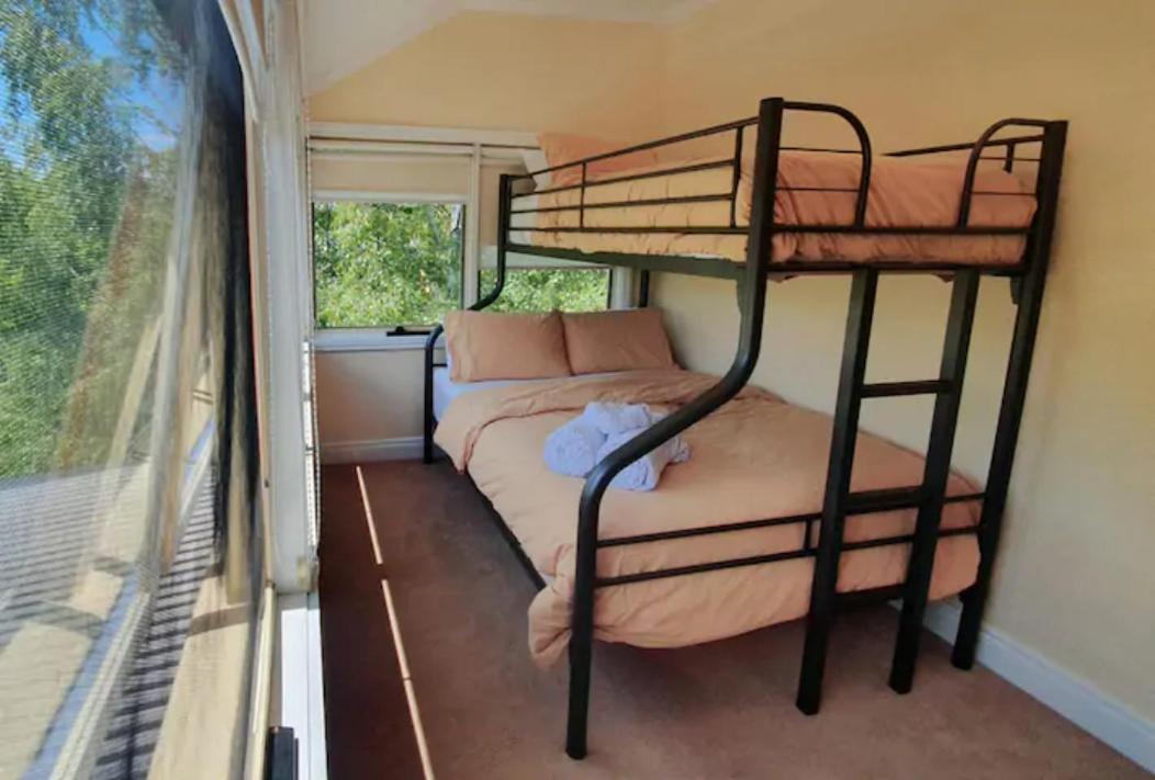 Quadruple Room with Bathroom photo 1