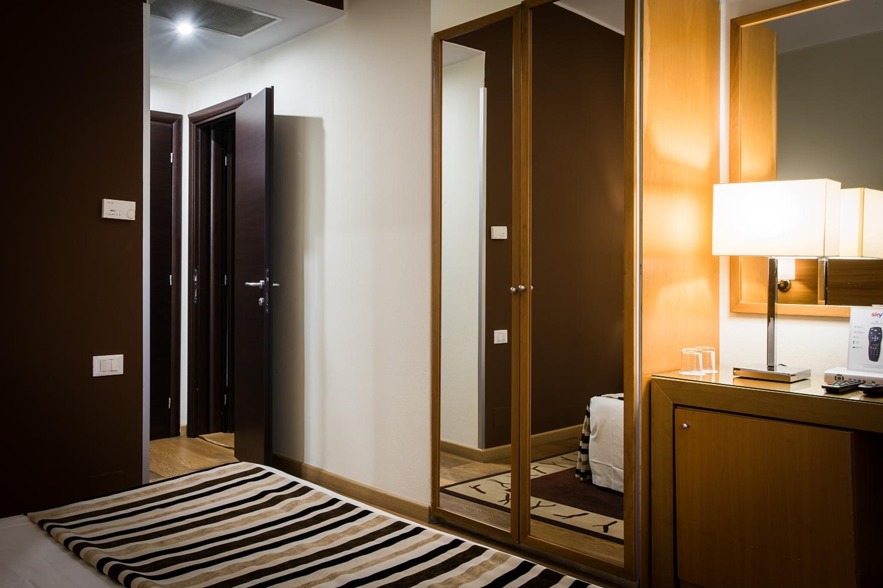 Two Connecting Double Rooms