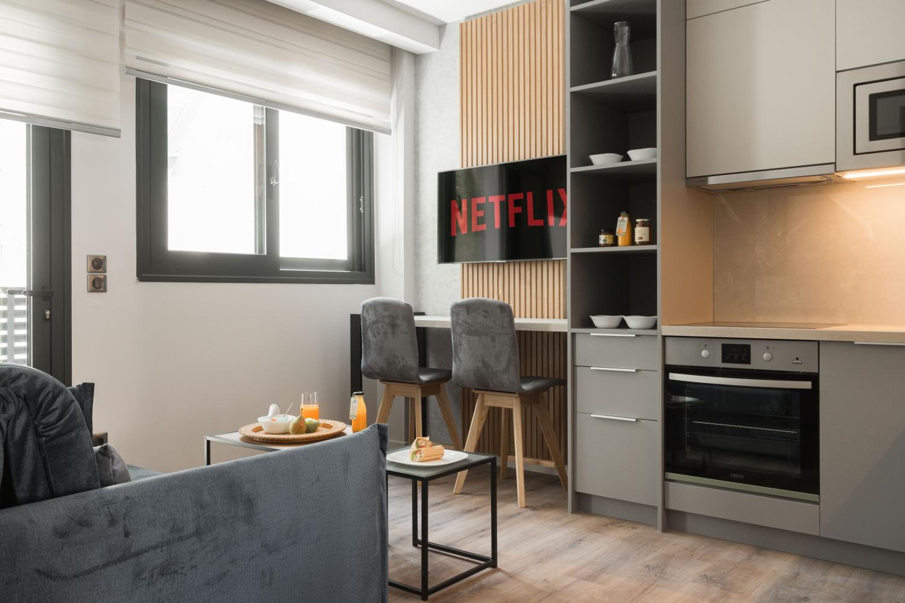 2-Bedroom Deluxe Apartment