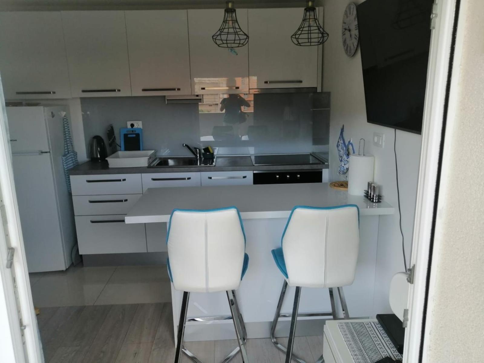 Penthouse Apartment - Photo 23